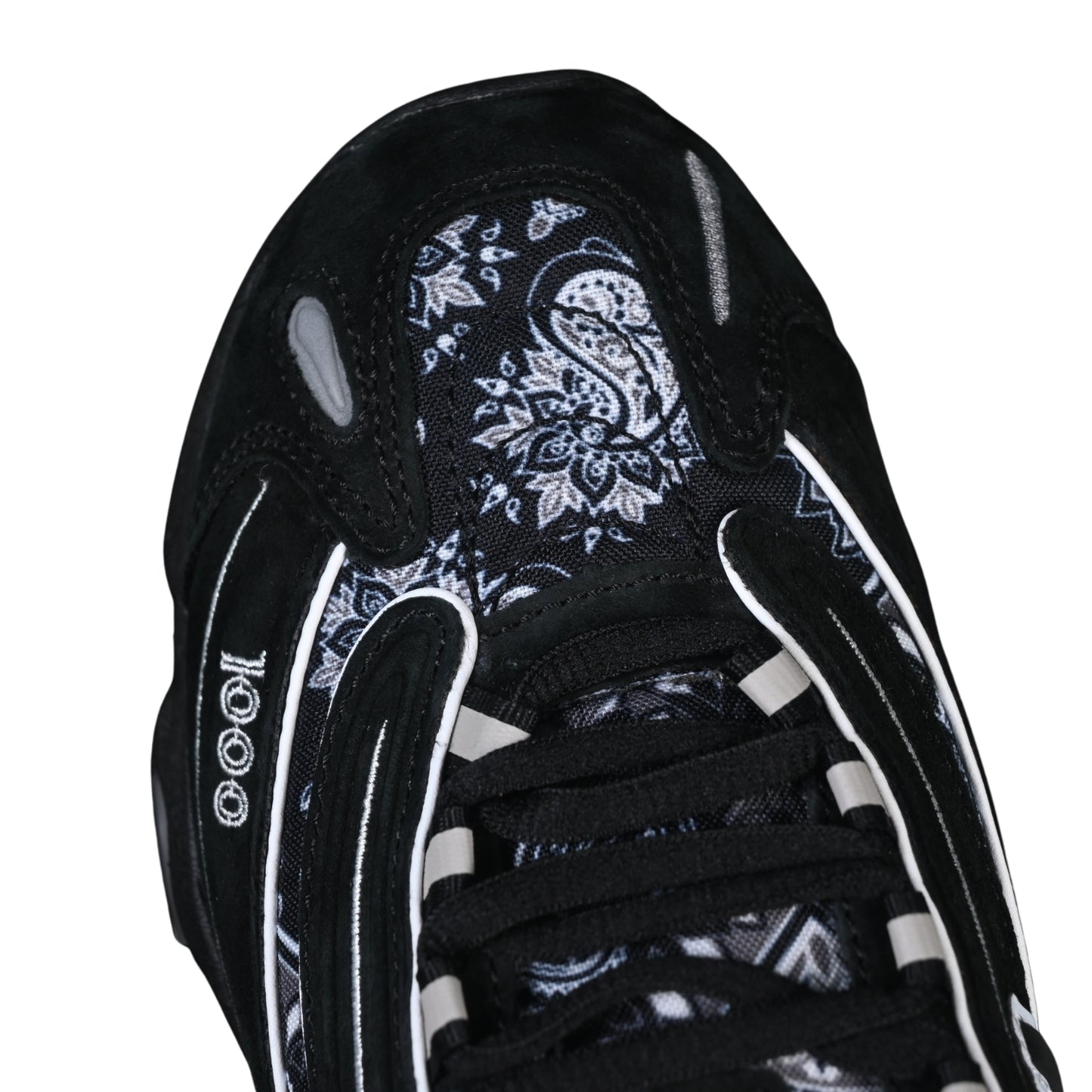 Tênis NB 1000 Camurça Preto detalhes Branco