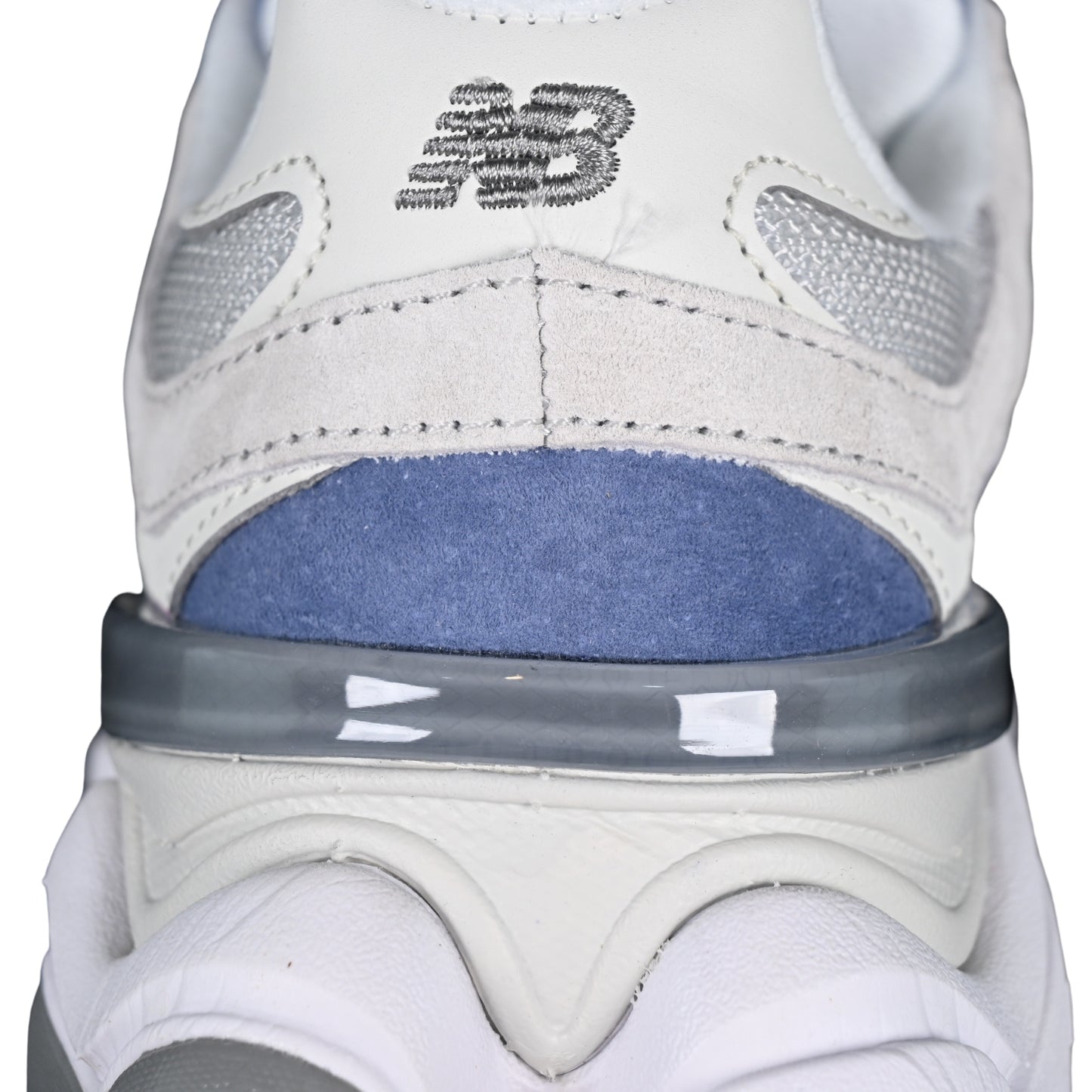 Tênis NB 9060 Camurça Cinza com azul claro e Off White