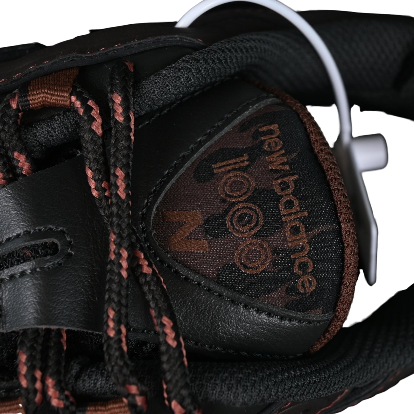 Tênis NB 1000 Preto com vermelho escuro