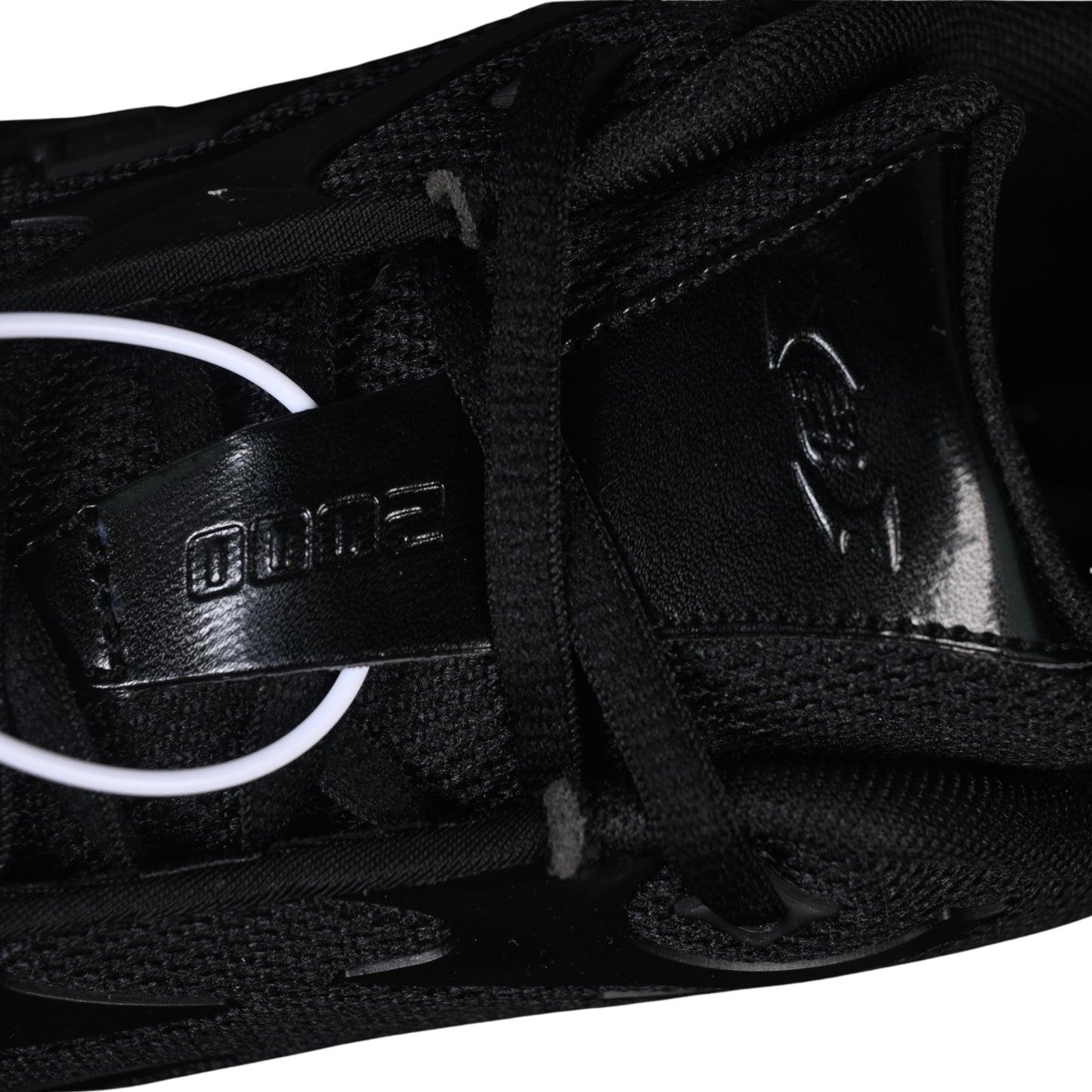 Tênis NB 2000 Preto Relevo