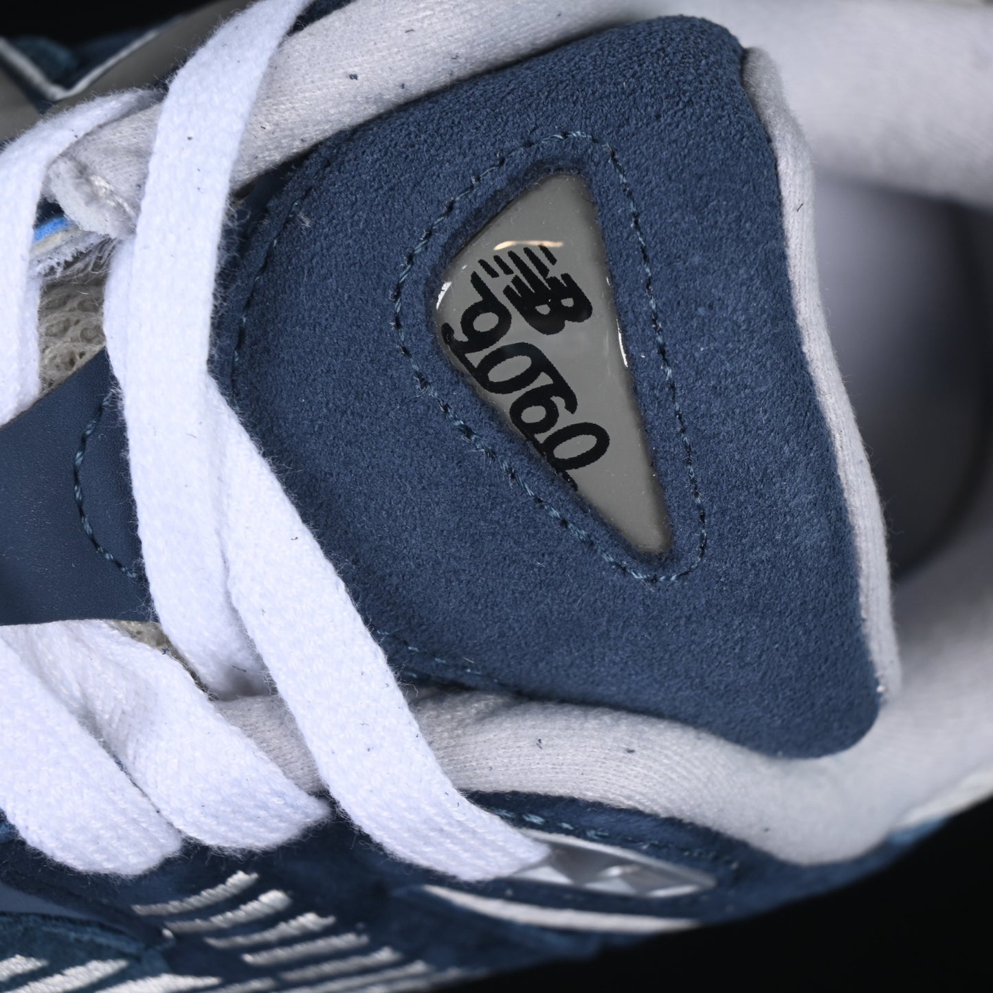 Tênis NB 9060 Azul Escuro com Azul e cinza