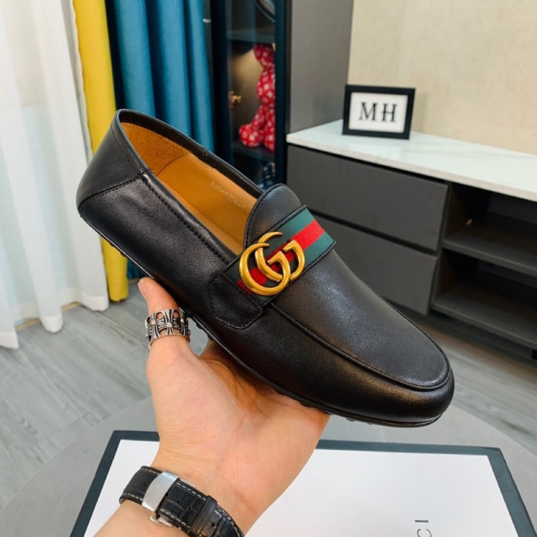 Mocassim GG Preto Couro Faixa e Logo GG