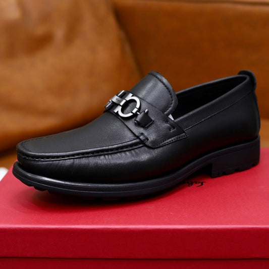 Sapato Ferragam Social Couro Preto horsebit