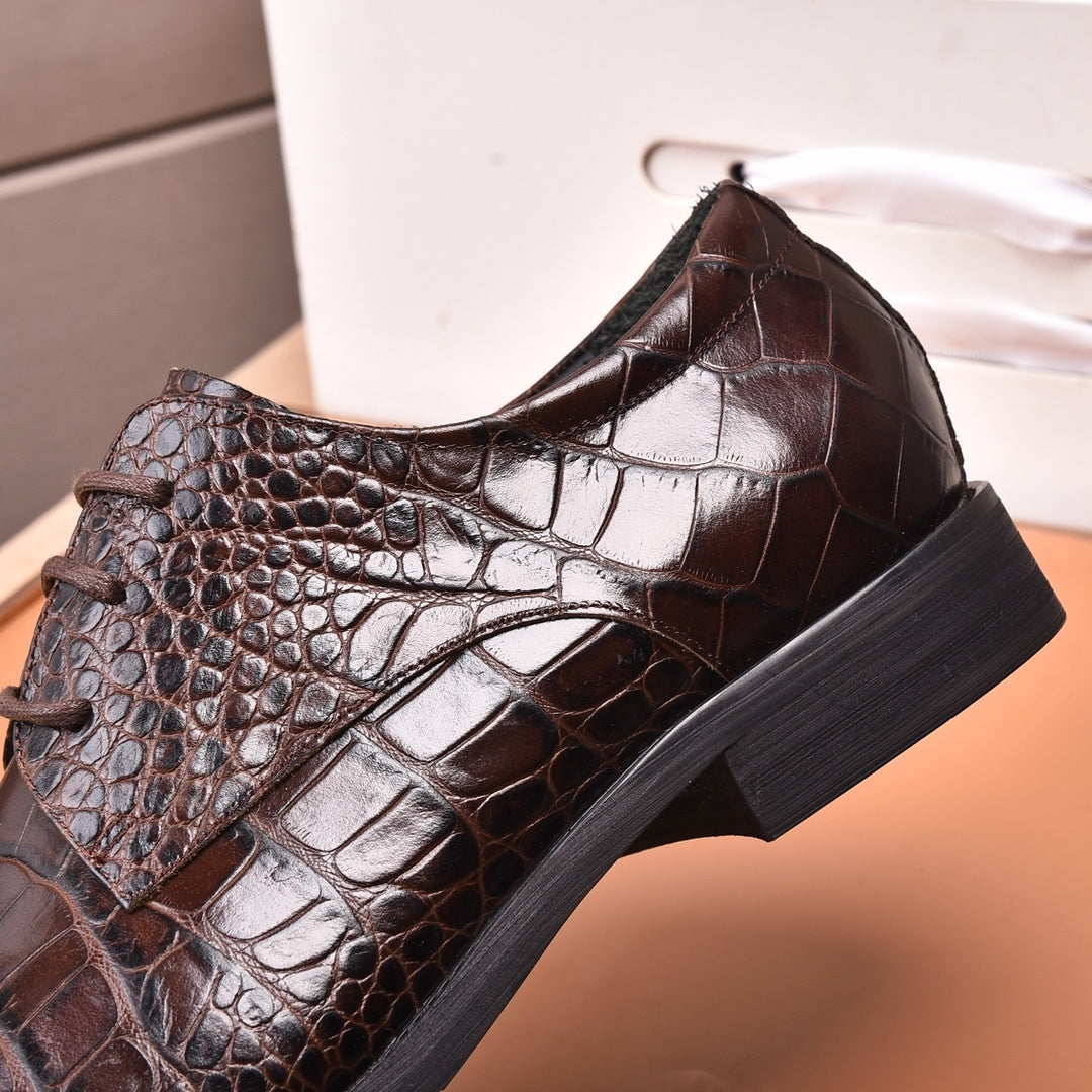 Sapato LV Couro Marrom detalhes cobra