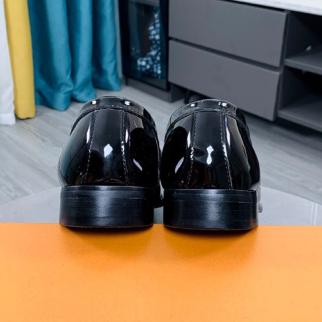 Sapato LV Social Couro Preto Brilhante monogram Azul e logo pequena canto