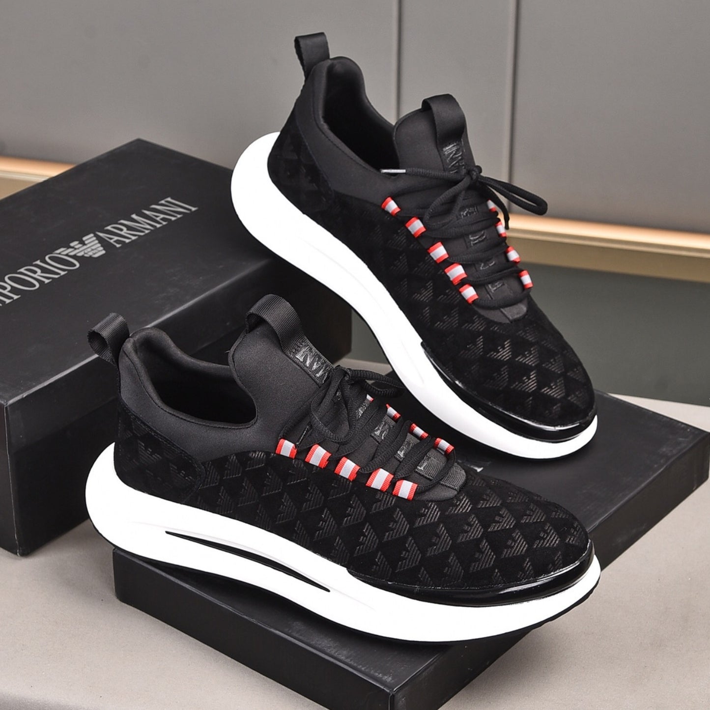 Tenis Arman Preto Casual Couro detalhe Topo