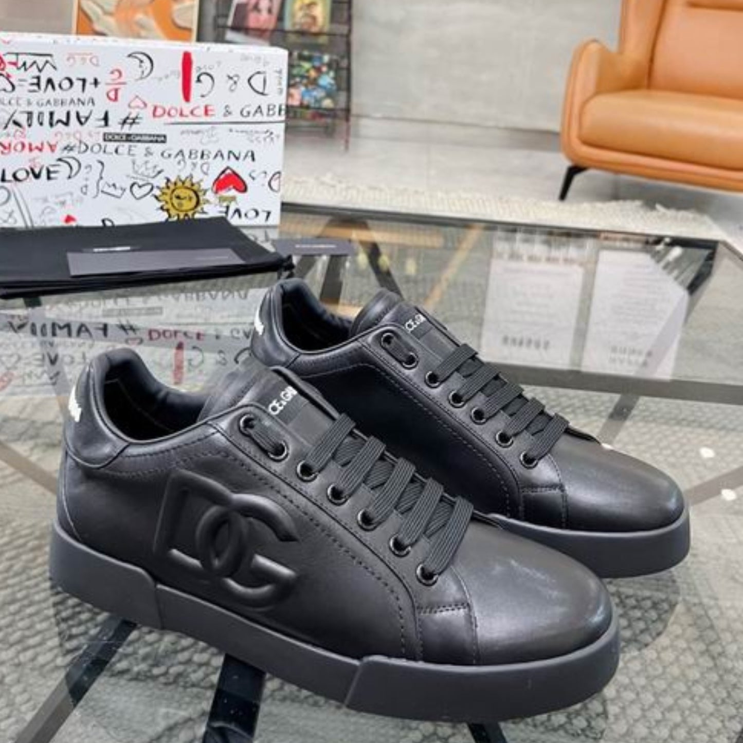 Tenis DG Portofino Couro All Black com Logo Lateral Relevo