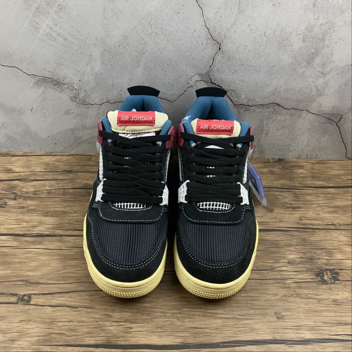 Tênis LA Union x AJ4 Off Noir