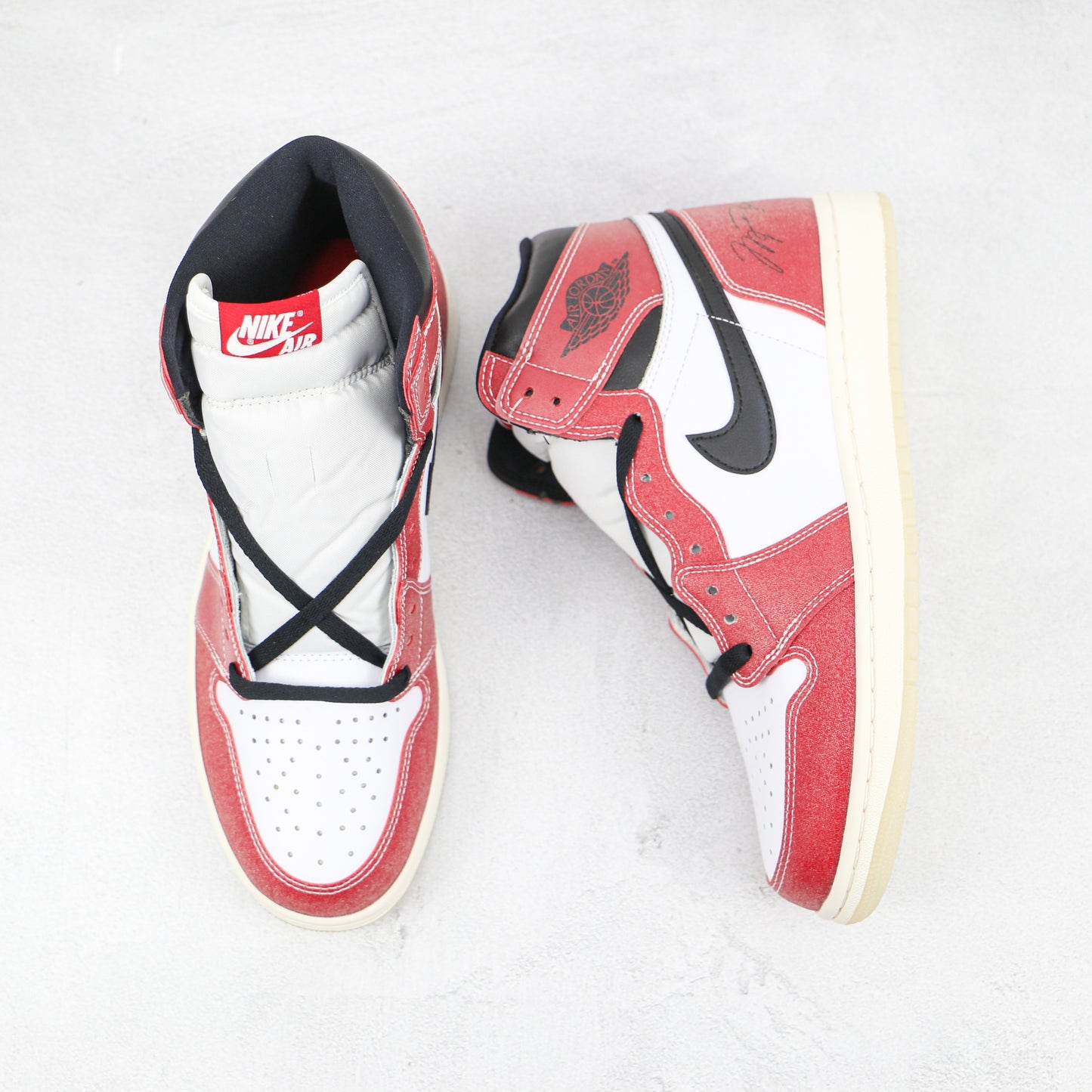 Tênis AJ1 High Trophy Room