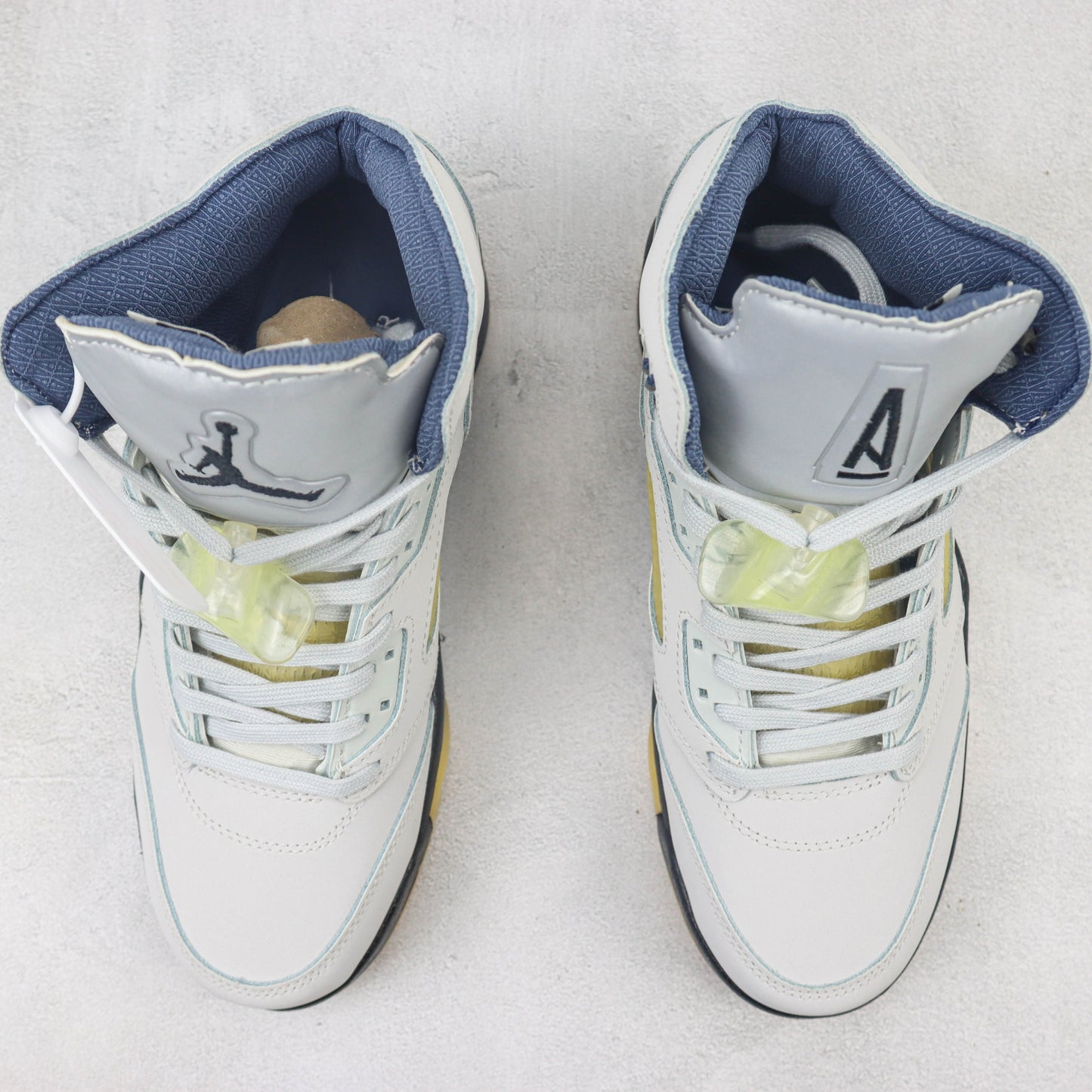 Tênis A Ma Maniere x AJ5 Photon Dust
