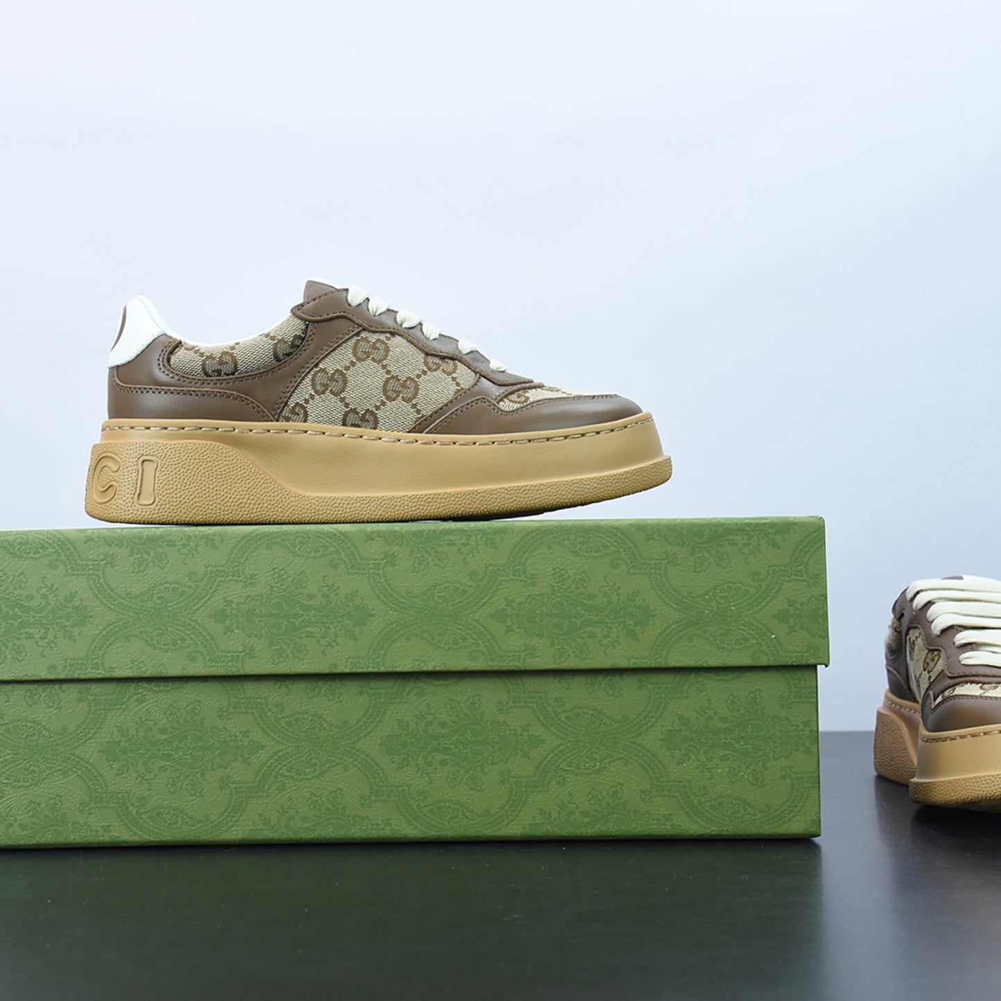 Tenis GG Supreme Marrom
