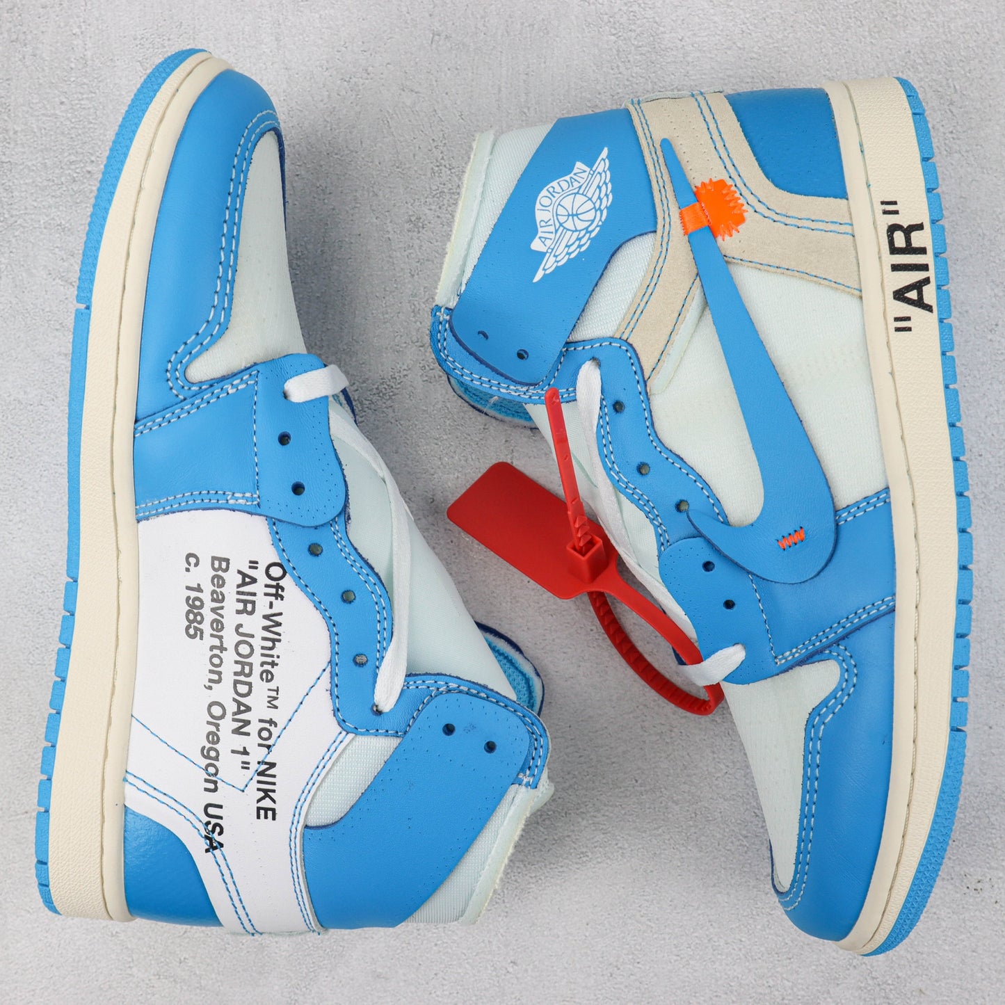 Tênis Off-Wh x AJ1 UNC
