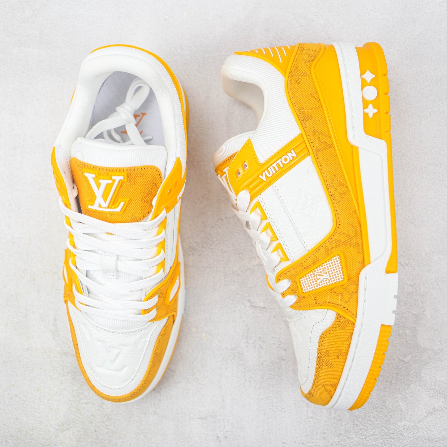 Sneaker Lv Trainer Amarelo