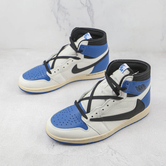 Tênis Fragment Design x Travis Scott x AJ1 Retro High