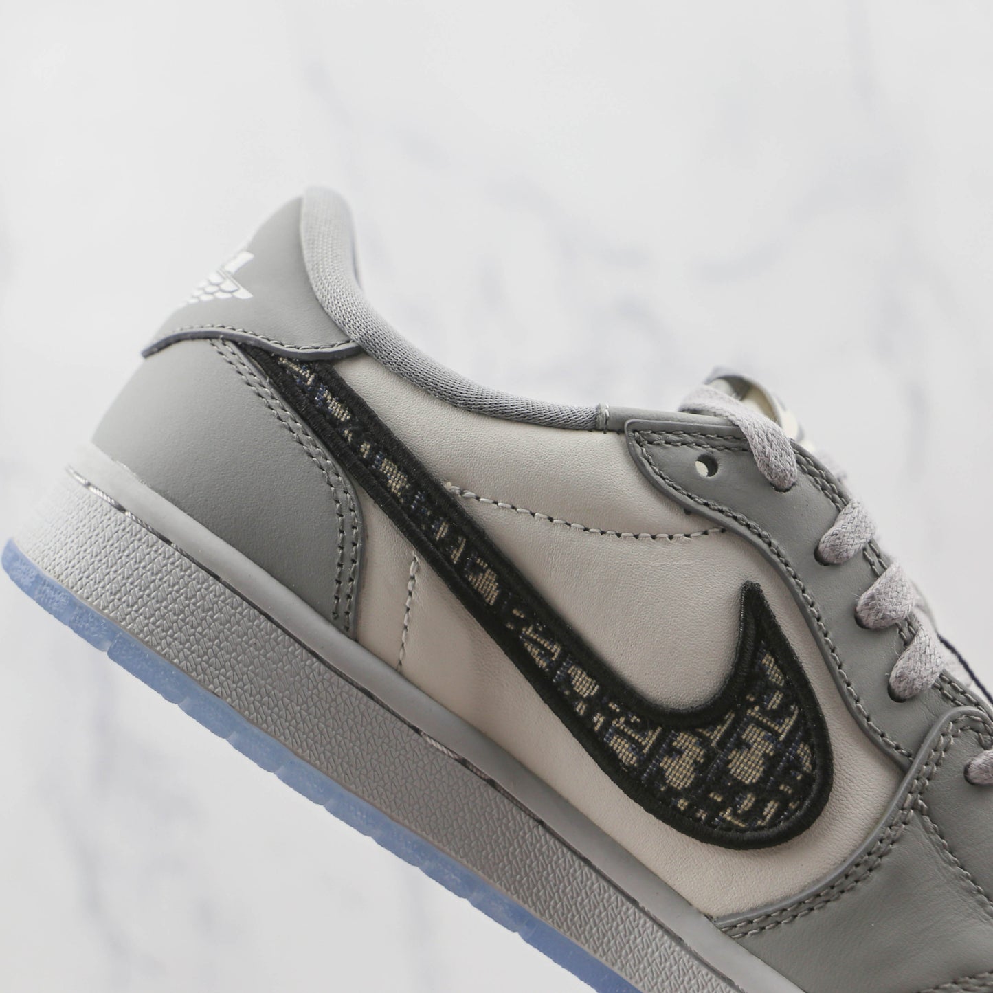 Tênis Dio x AJ1 Low