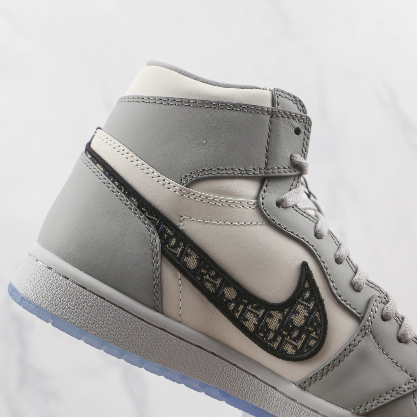 Tênis Dio x AJ1 High