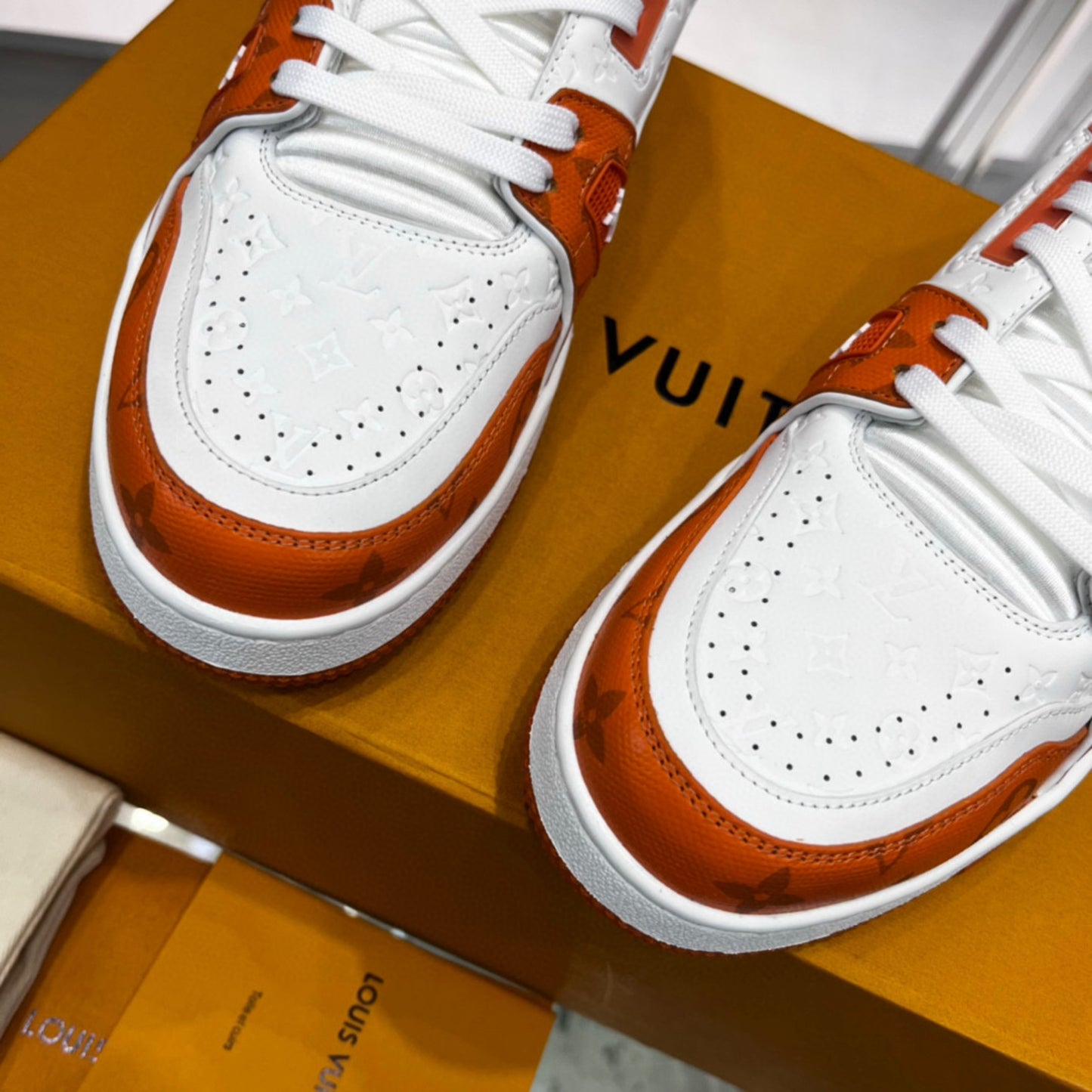 Tenis LV trainer #54 Laranja