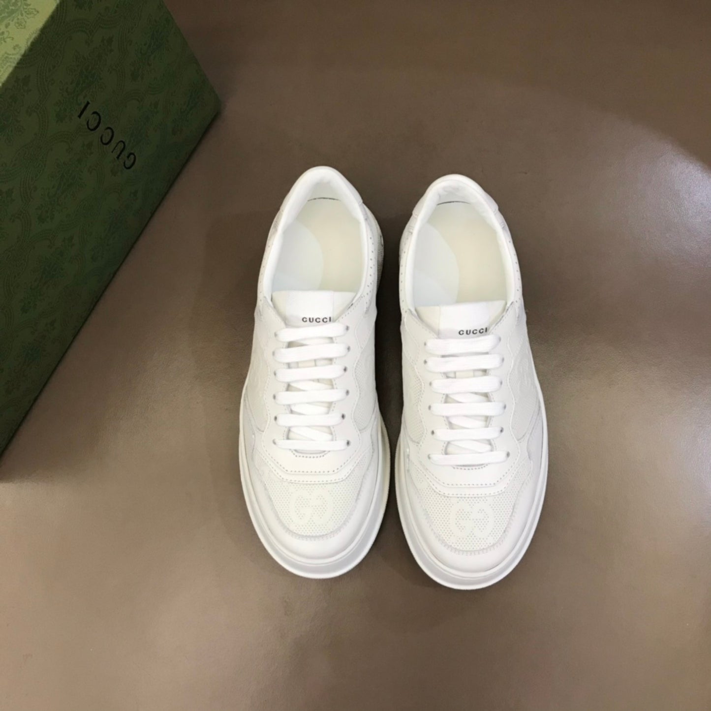 Tenis GG Supreme Branco