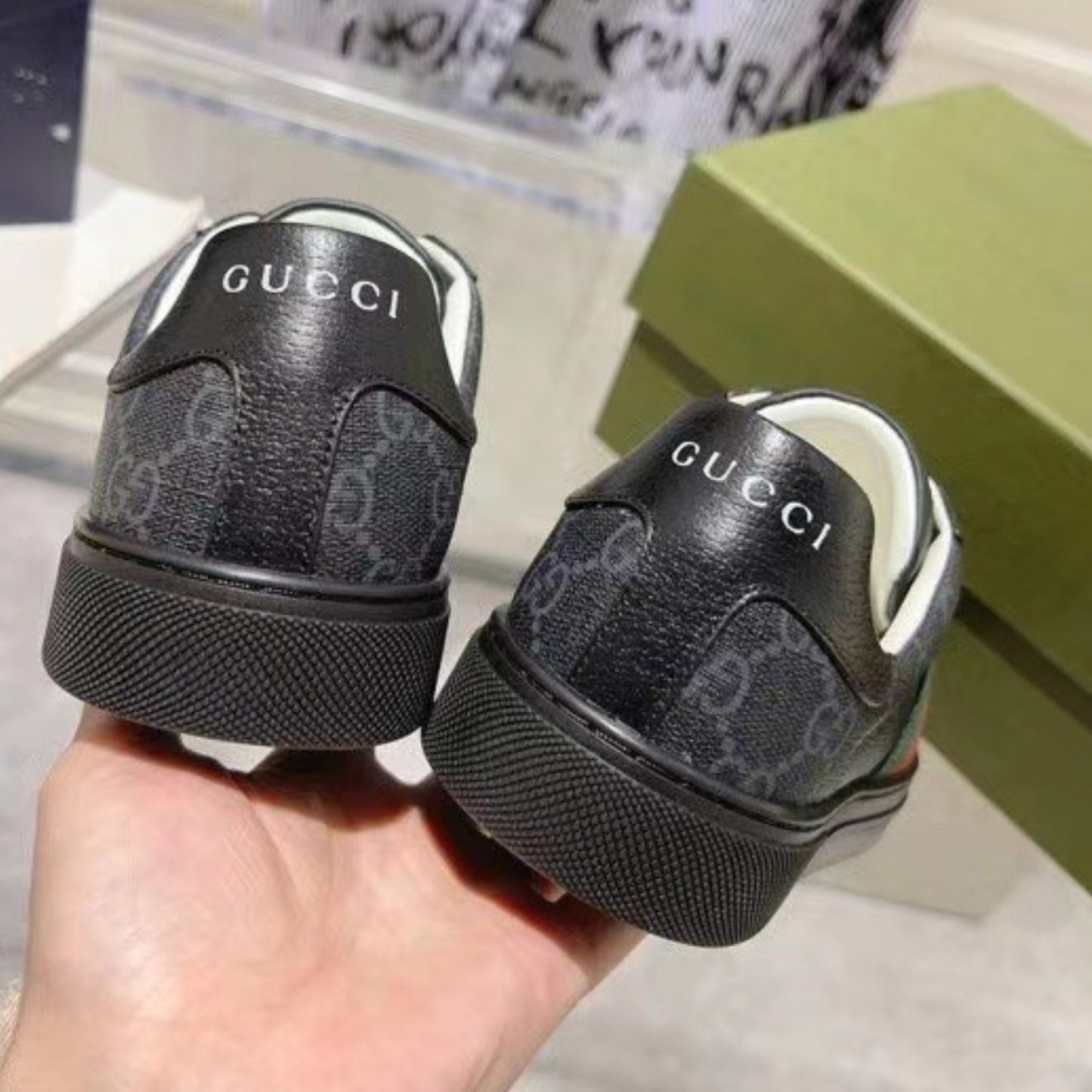 Tenis GG Ace com listras Web Preto