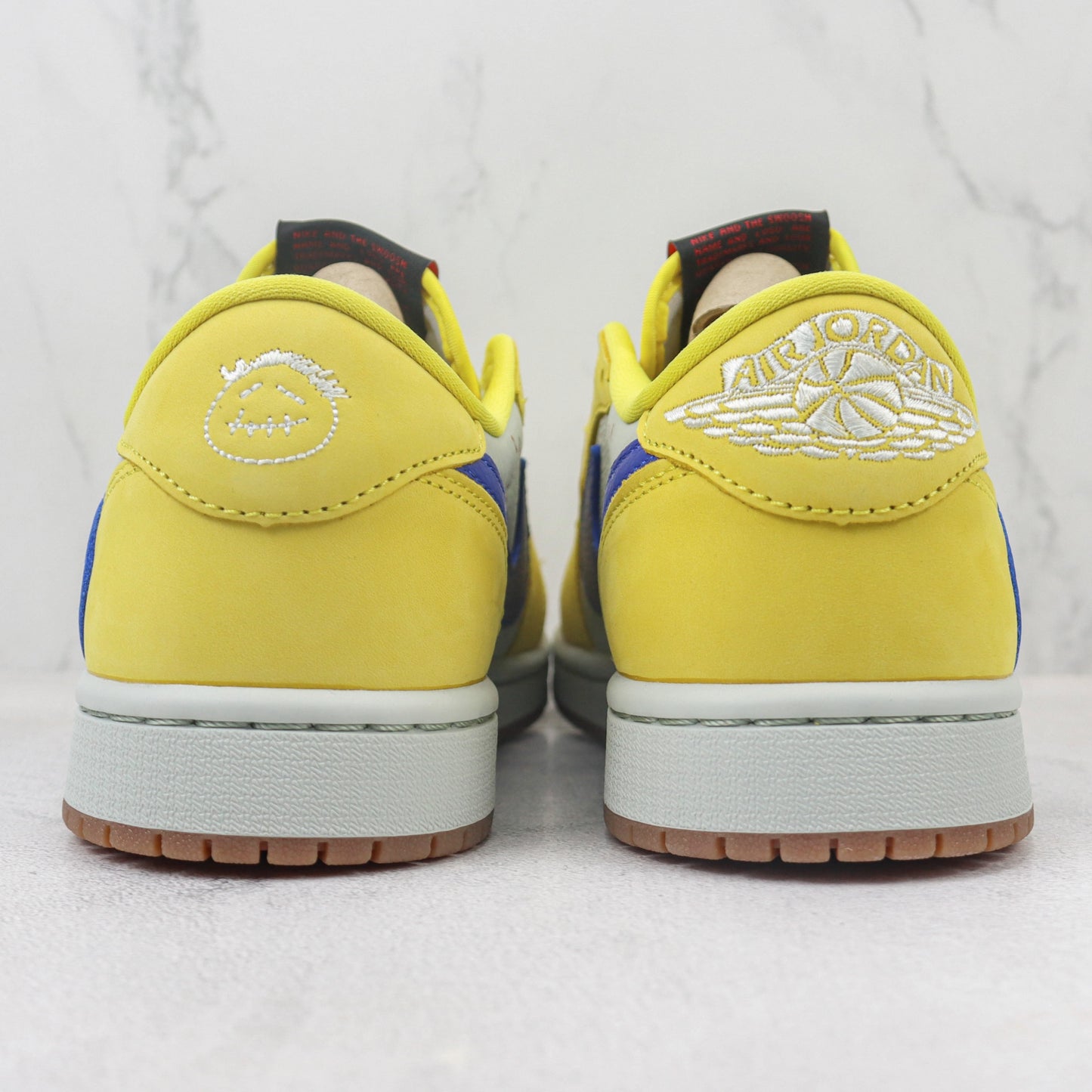 Tênis Travis Scott x AJ1 Low OG Canary
