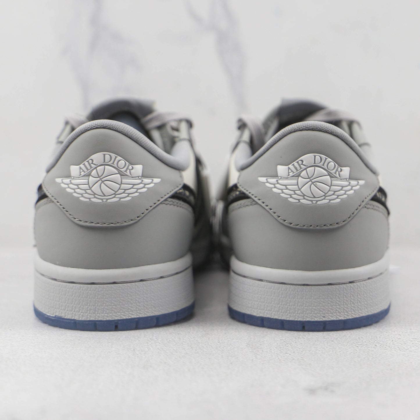 Tênis Dio x AJ1 Low