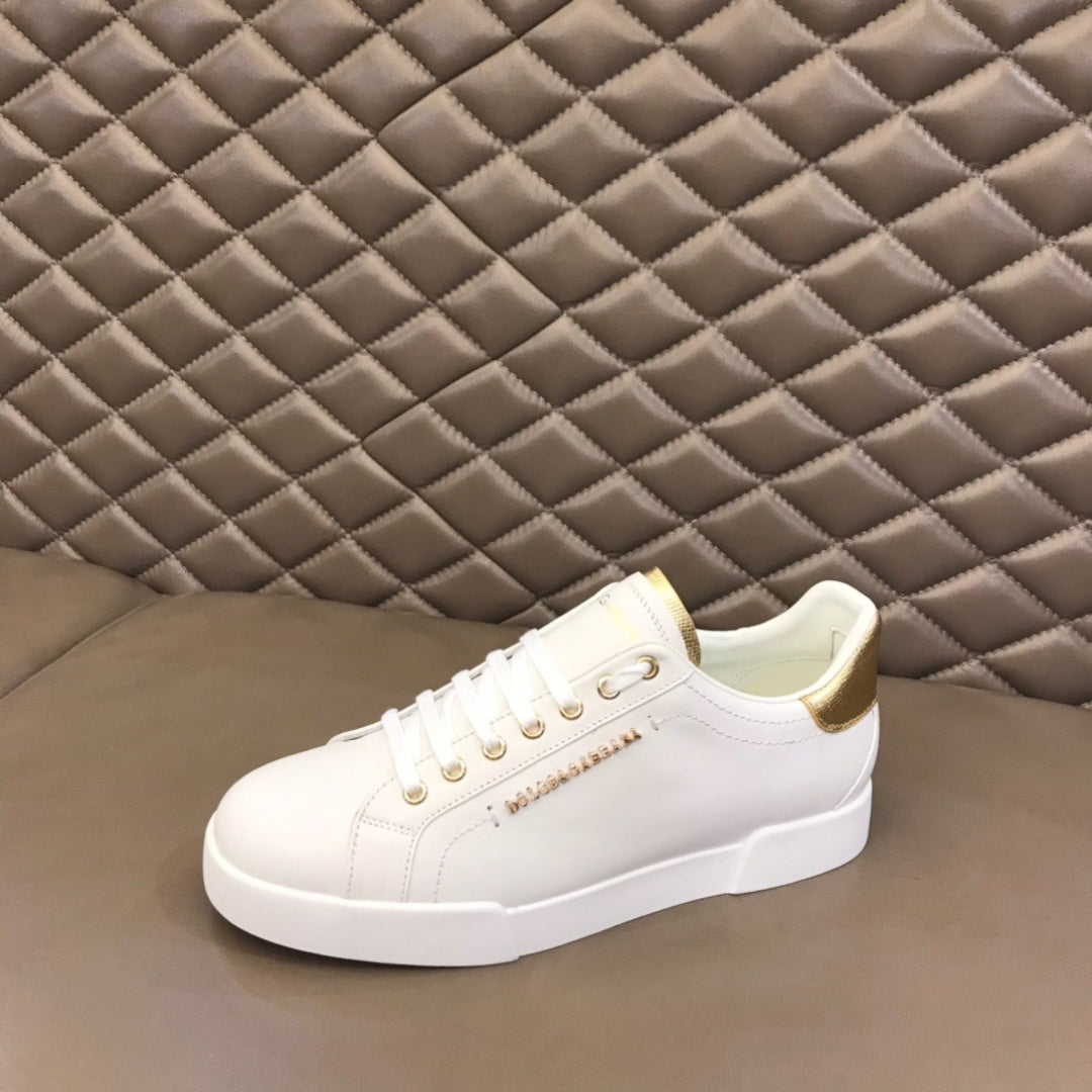 Tenis DG Portofino Couro Liso Branco com Dourado