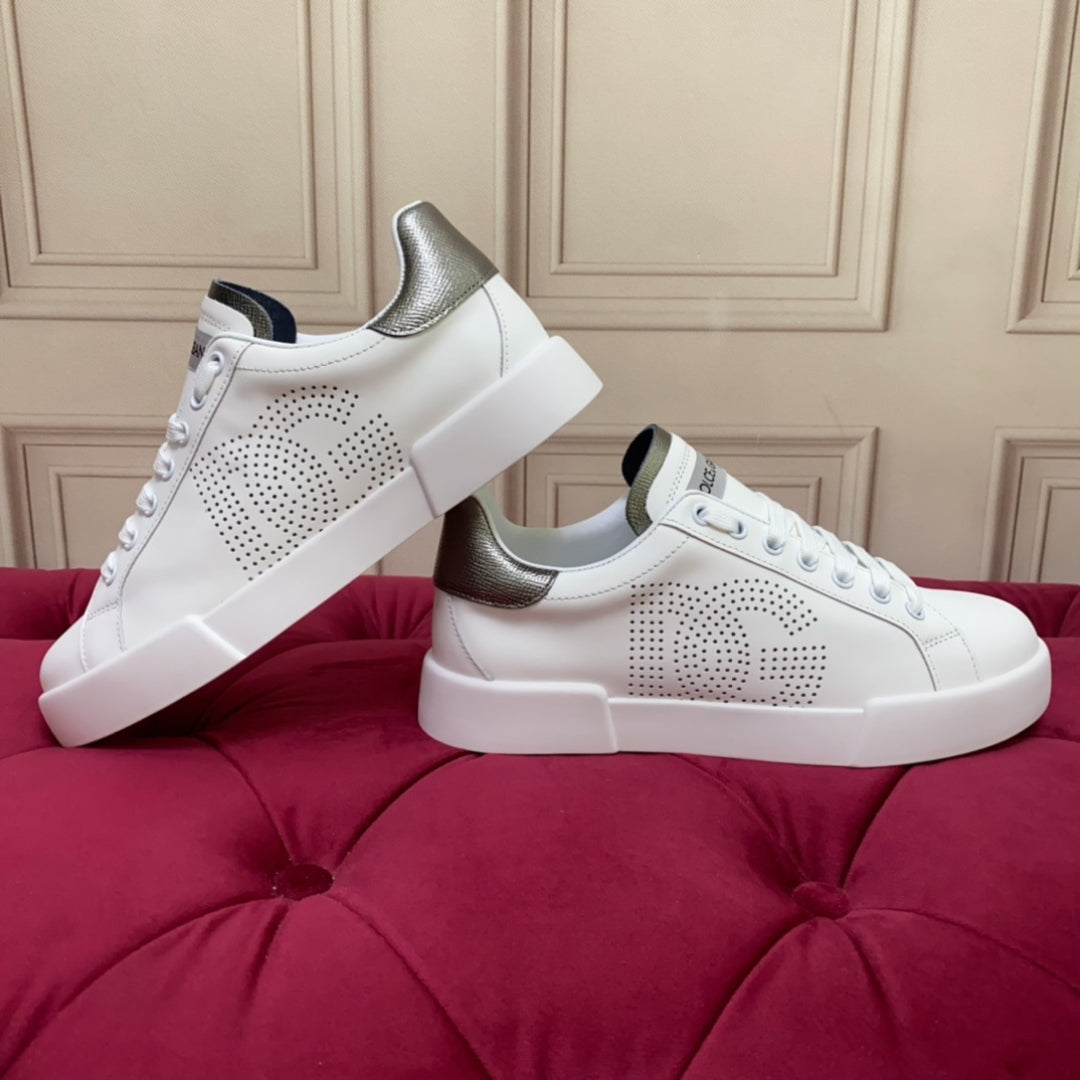 Tenis DG Portofino Couro com logo Branco com Prata