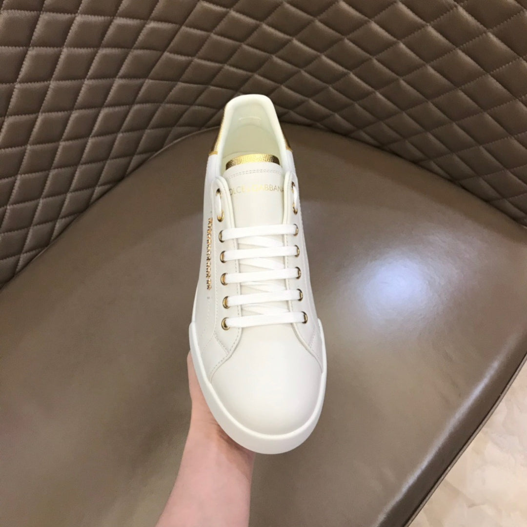Tenis DG Portofino Couro Liso Branco com Dourado