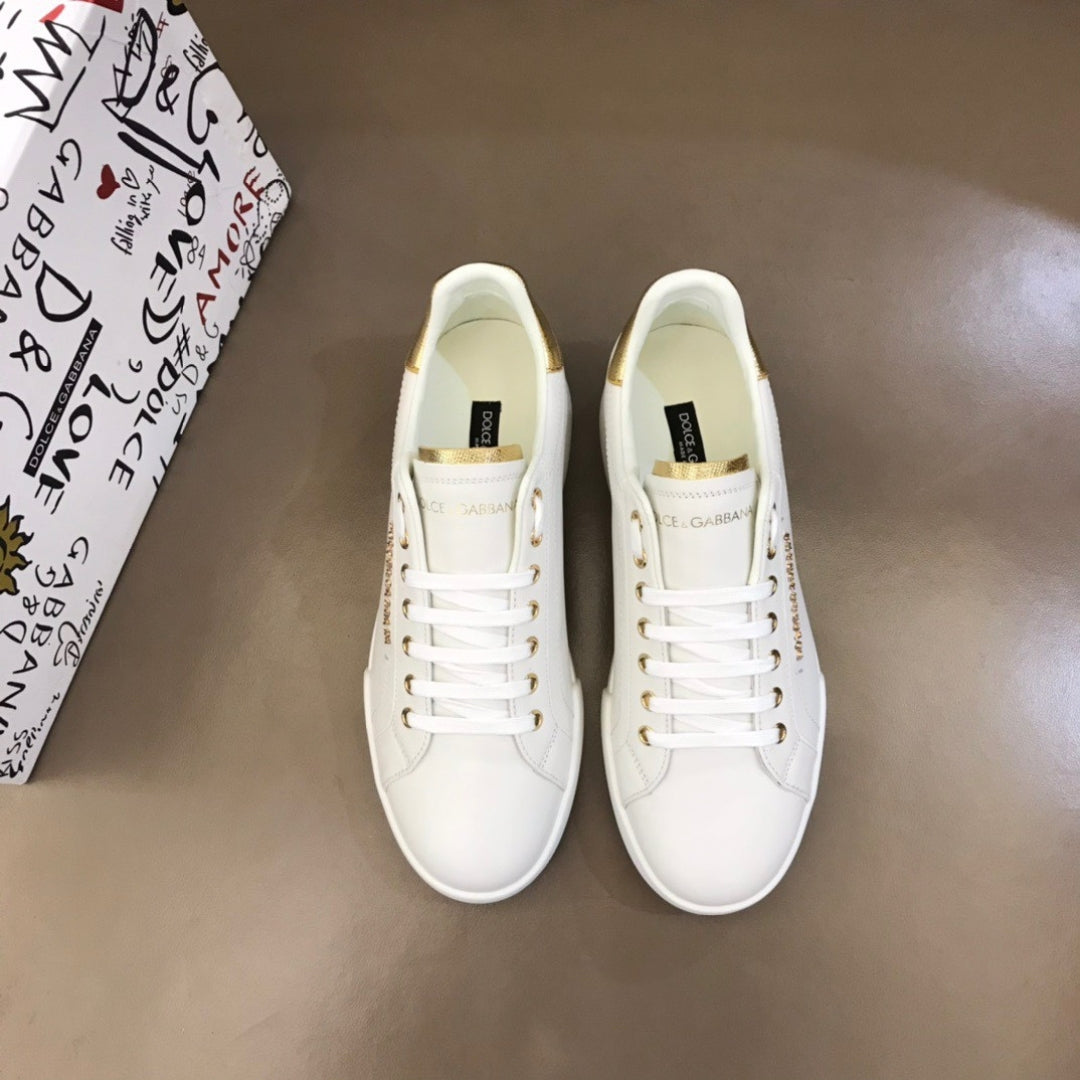 Tenis DG Portofino Couro Liso Branco com Dourado
