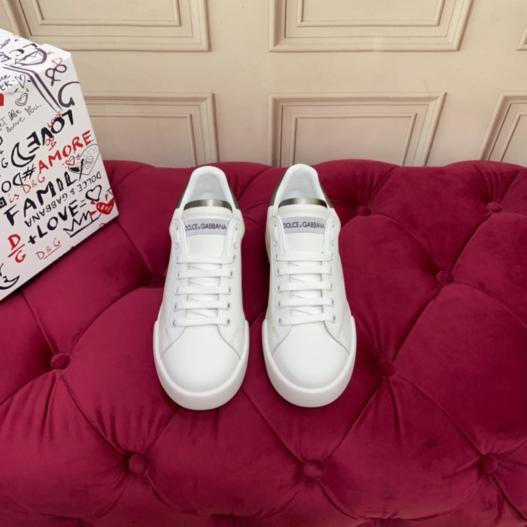 Tenis DG Portofino Couro com logo Branco com Prata