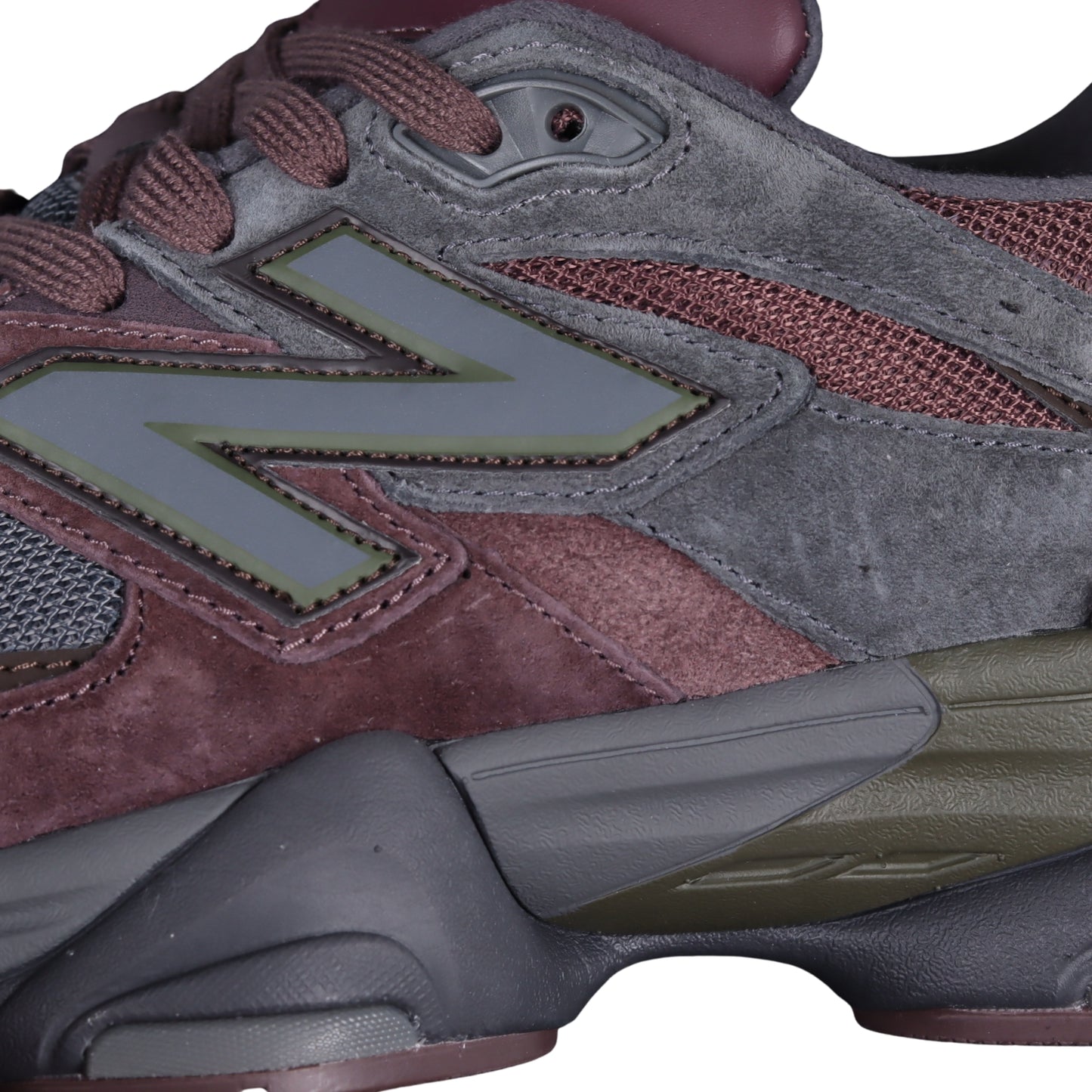 Tênis NB 9060 Camurça Vinho com cinza