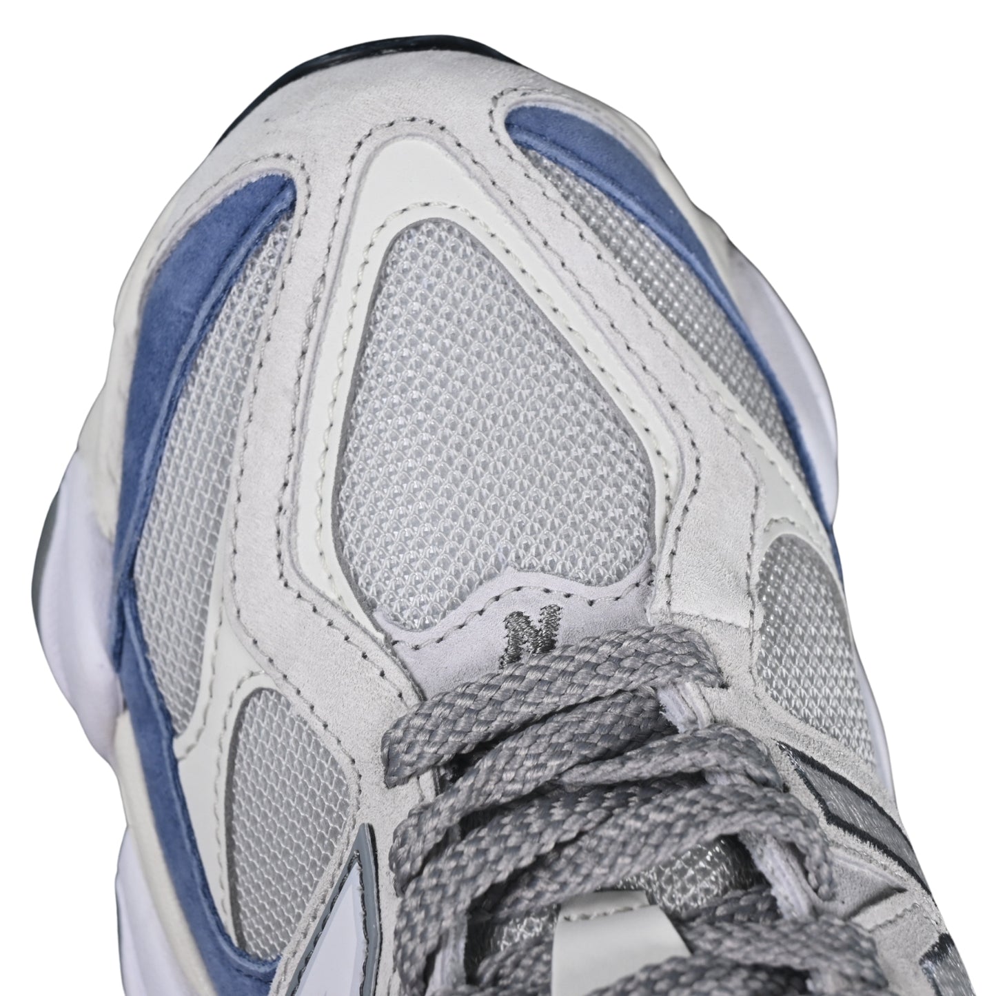 Tênis NB 9060 Camurça Cinza com azul claro e Off White