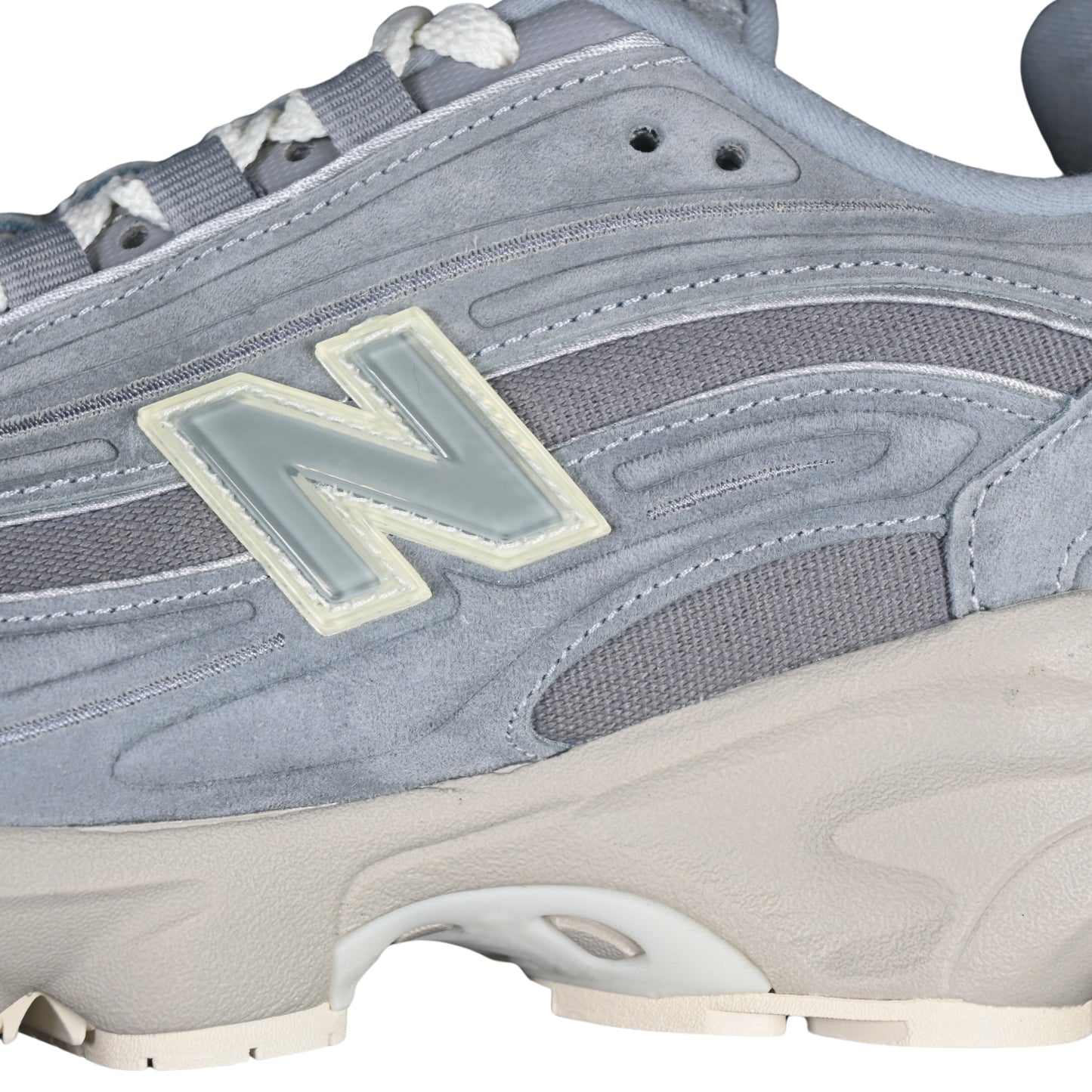 Tênis NB 1000 Camurça Azul Claro com Bege