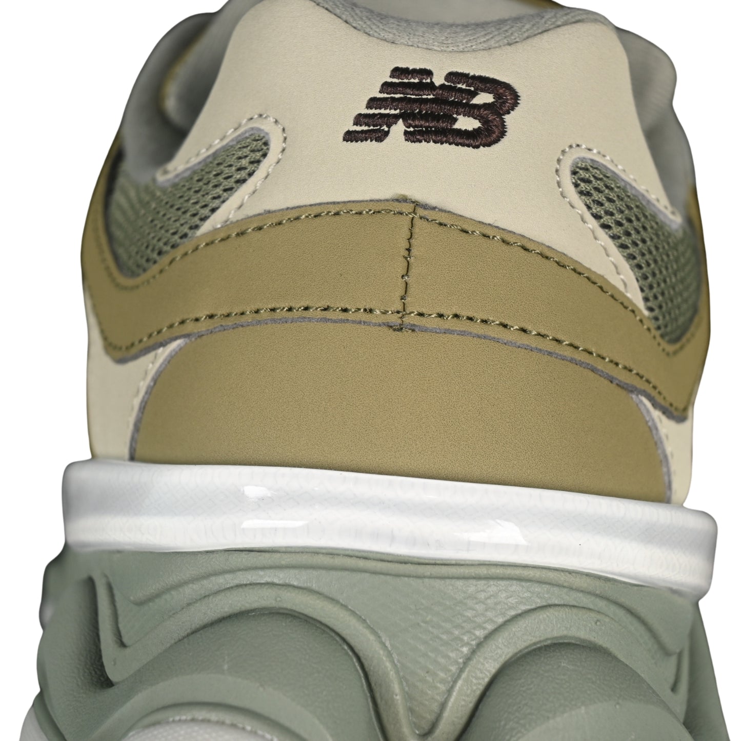 Tênis NB 9060 Bege com cinza militar