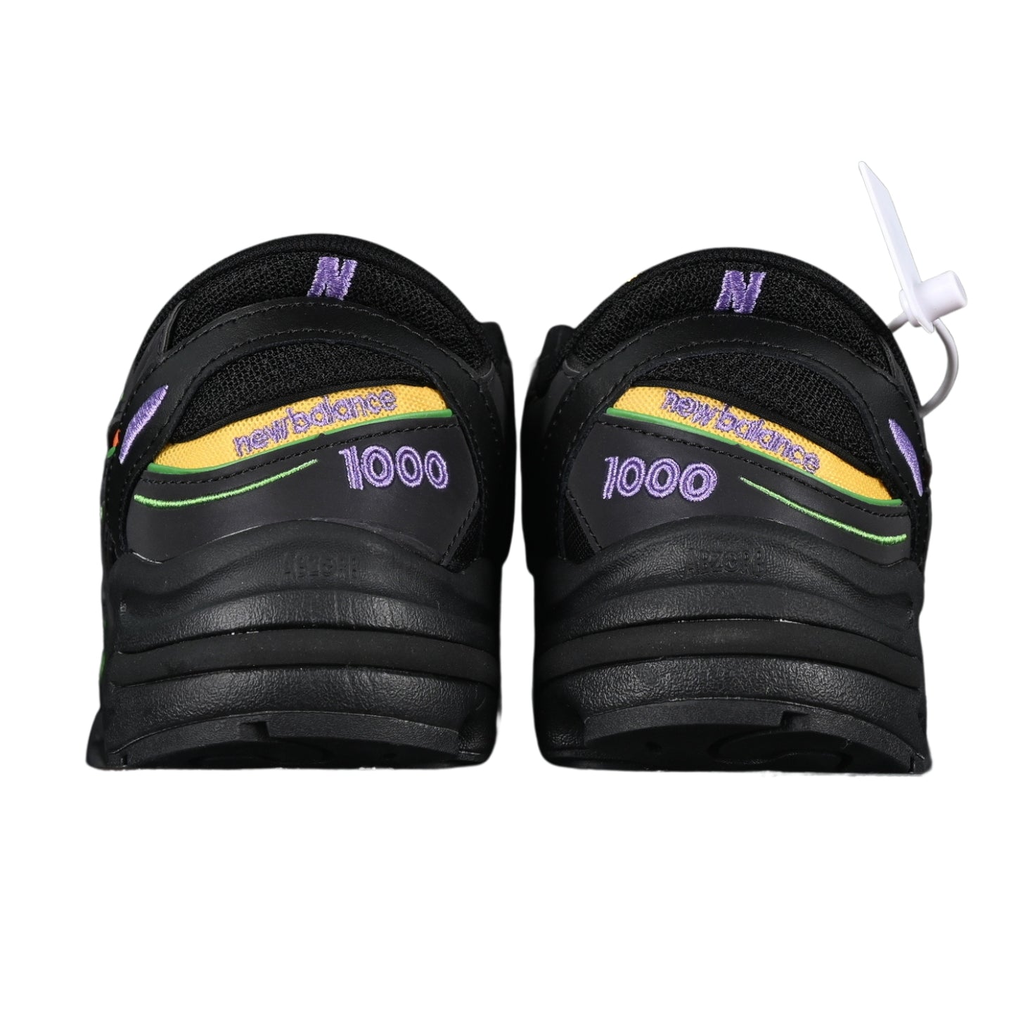 Tênis NB 1000 Preto detalhes coloridos