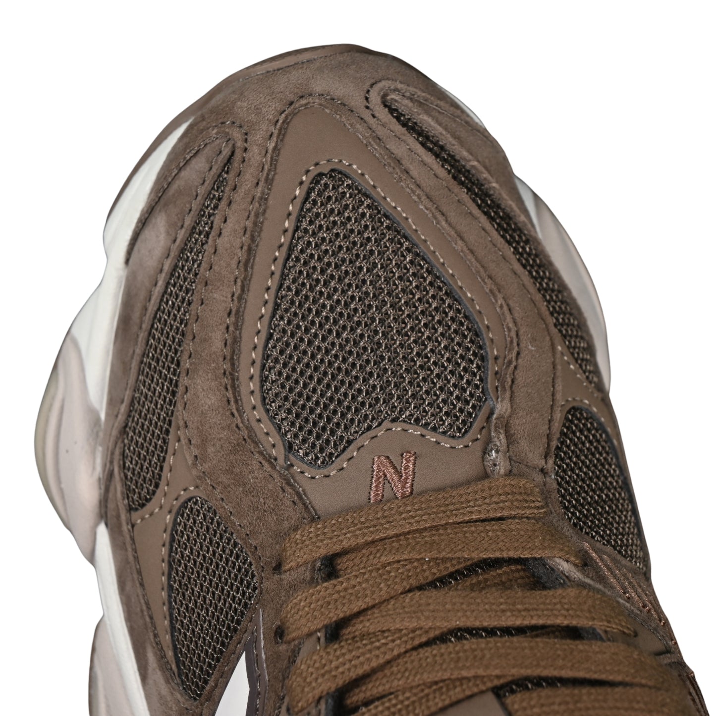 Tênis NB 9060 Camurça Marrom com Bege