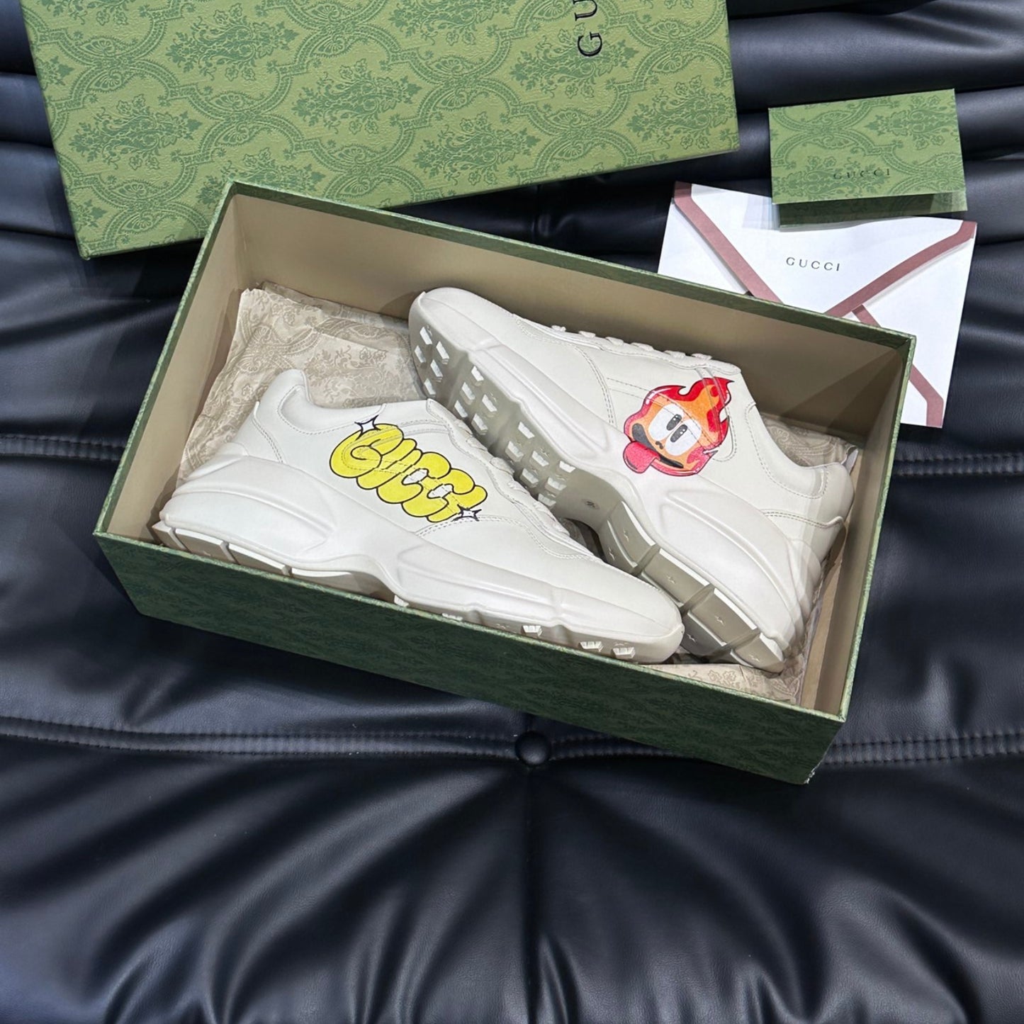 Tenis GG Rhyton Com Logo Desenho