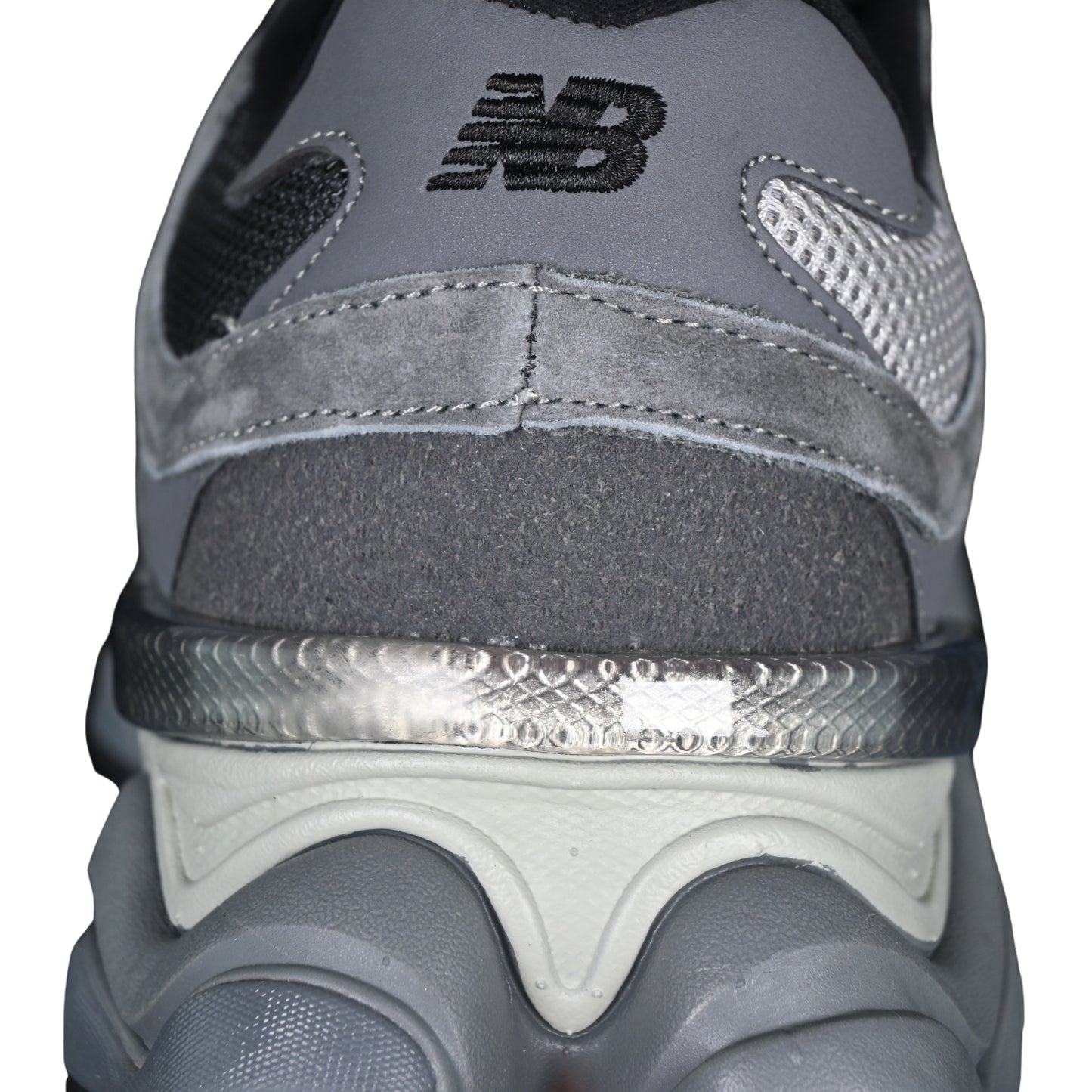 Tênis NB 9060 Camurça Preto com Cinza