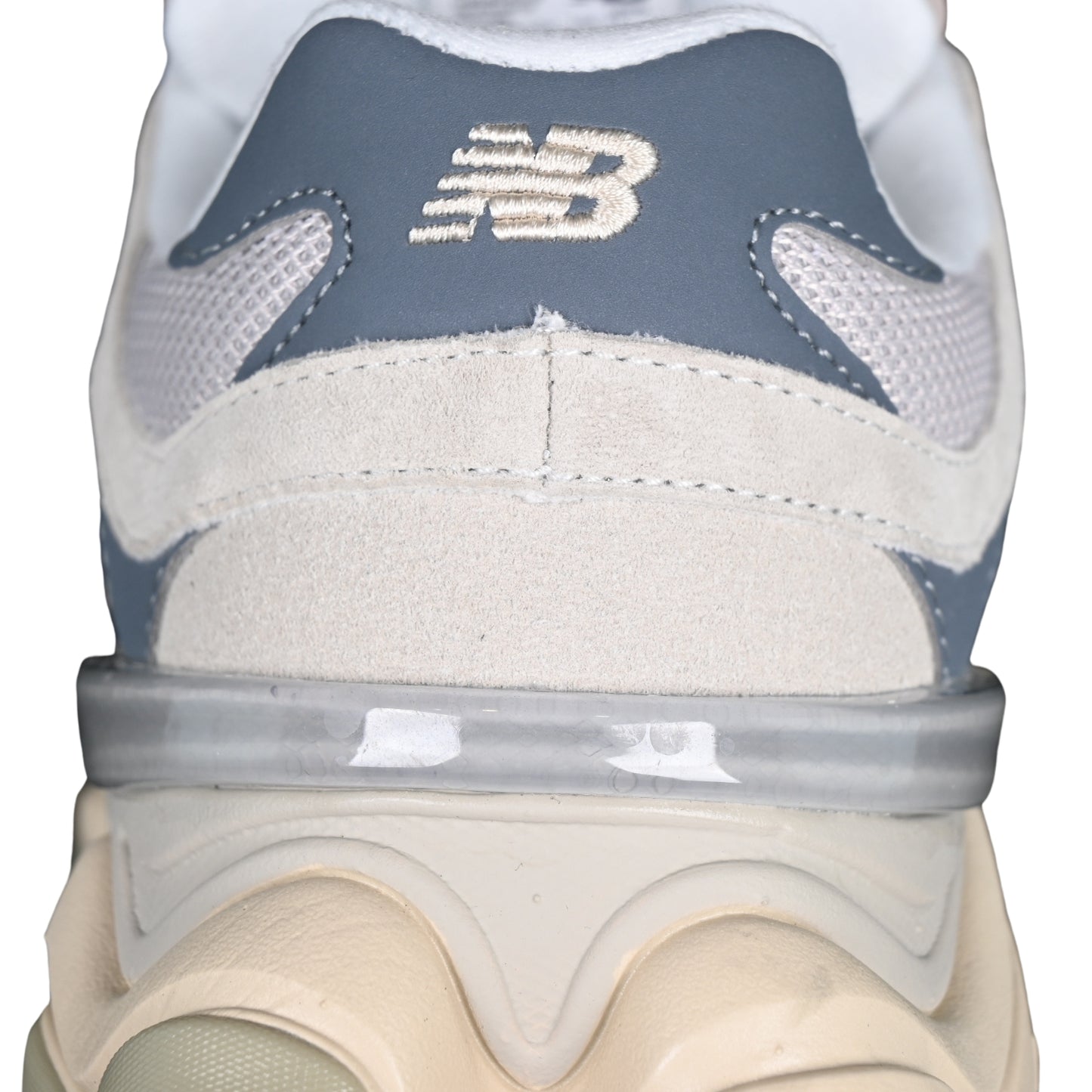 Tênis NB 9060 Camurça Bege Azul e Branco