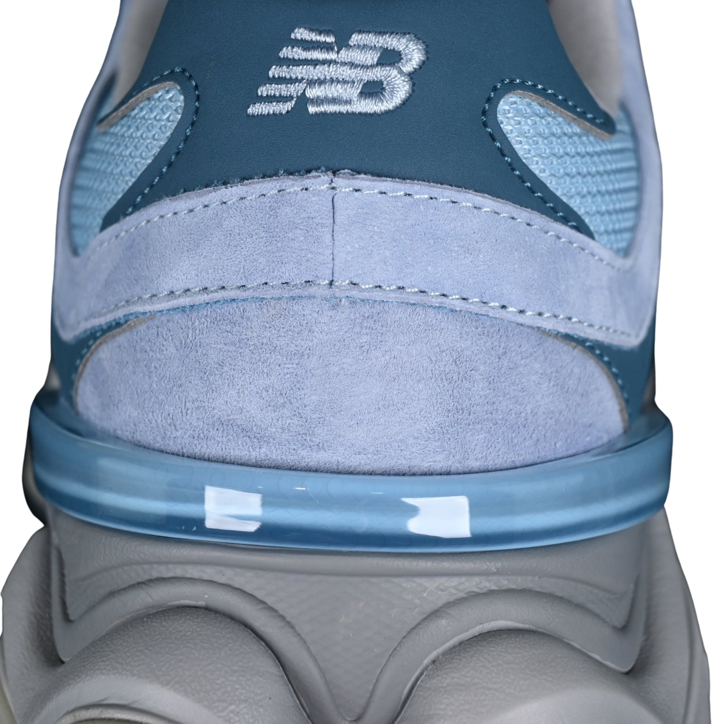 Tênis NB 9060 Azul claro com Azul escuro e Cinza