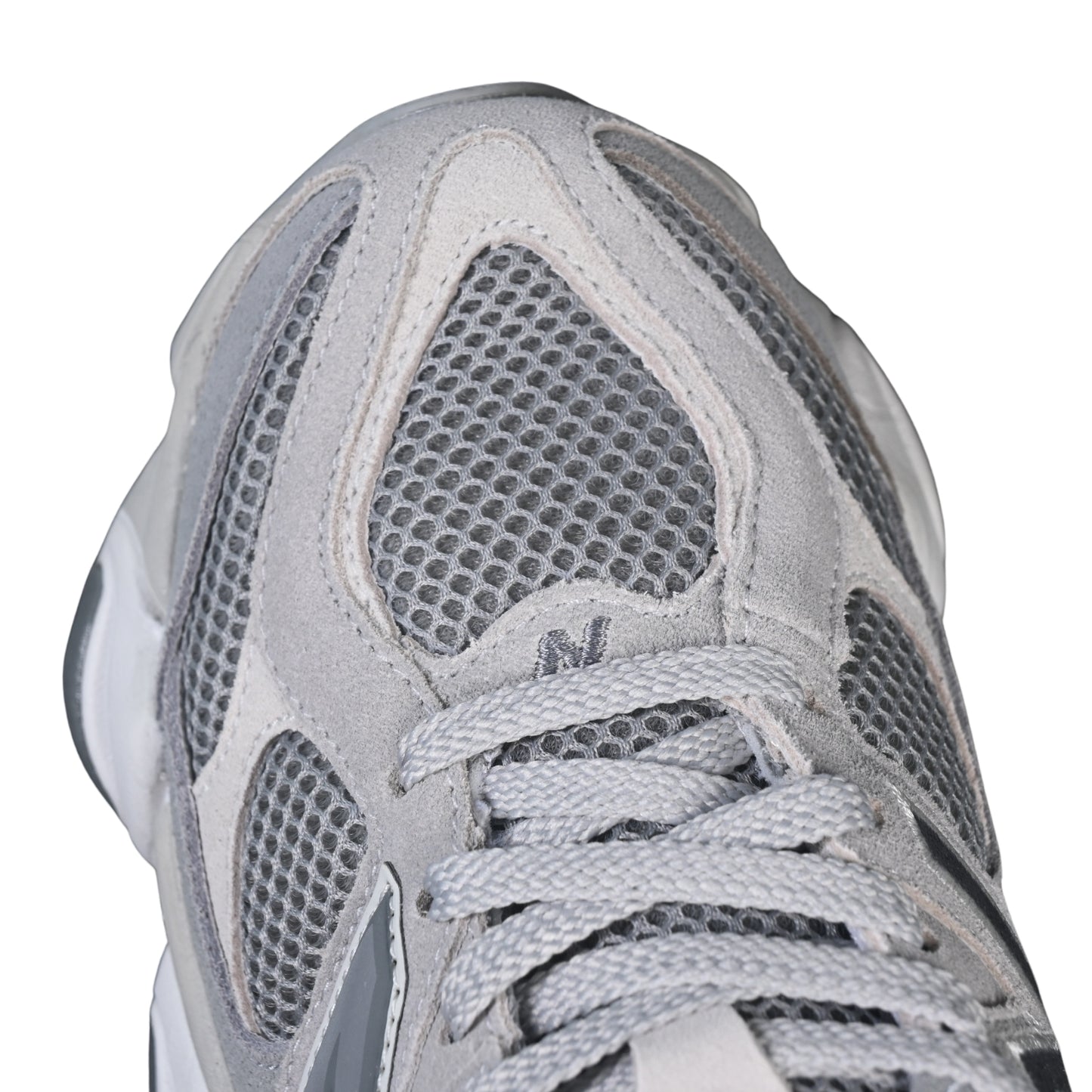 Tênis NB 9060 Camurça Cinza Claro