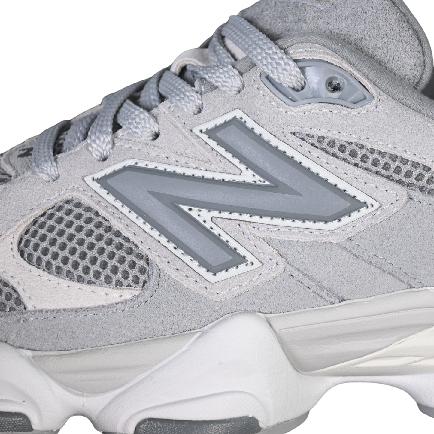 Tênis NB 9060 Camurça Cinza Claro