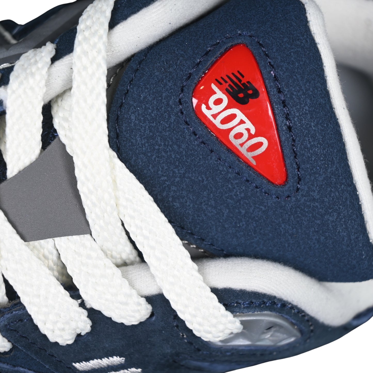 Tênis NB 9060 Azul escuro com cinza