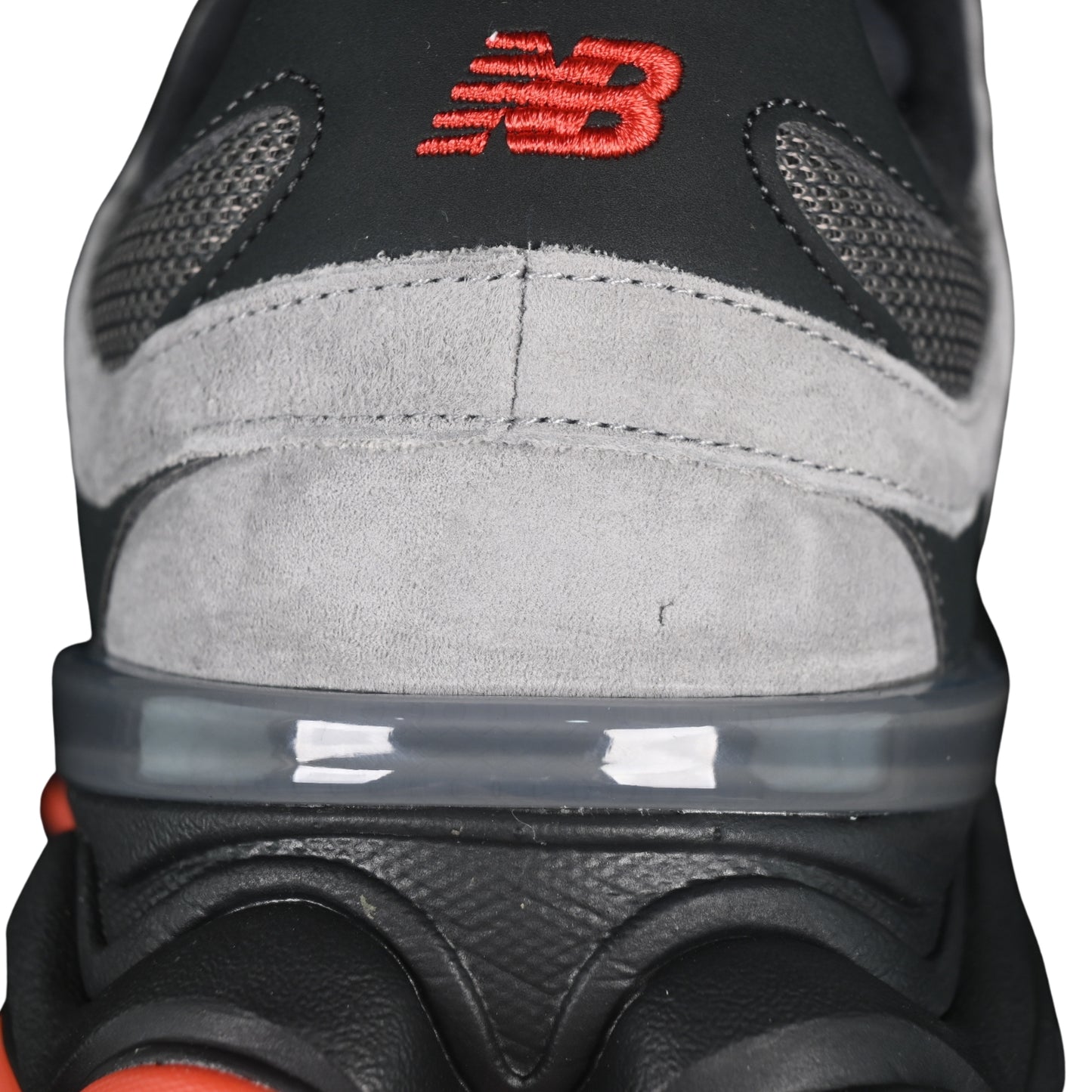 Tênis NB 9060 Camurça Cinza com Preto e Laranja