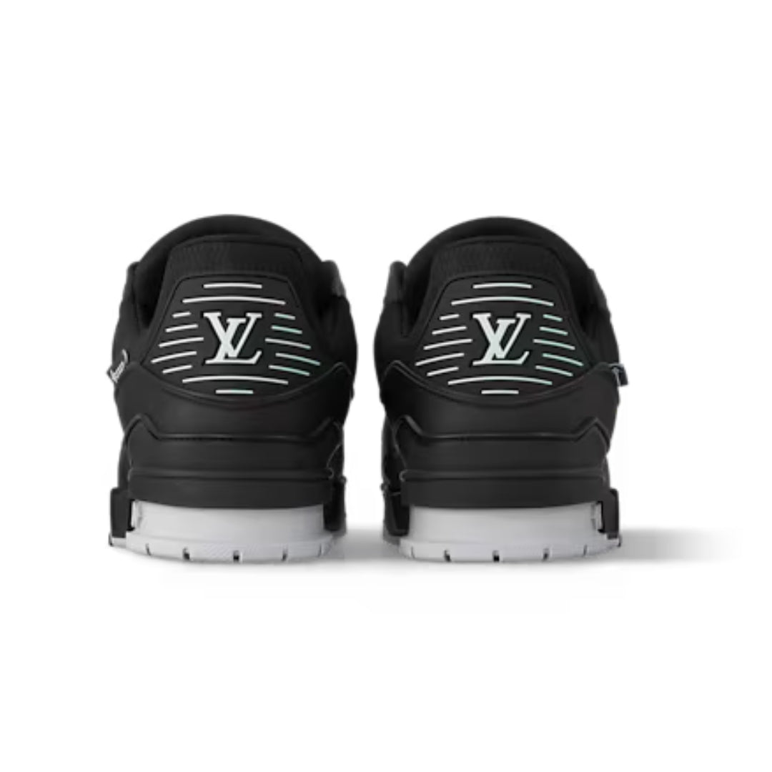 Sneaker LV Trainer Preto com preto e cinza