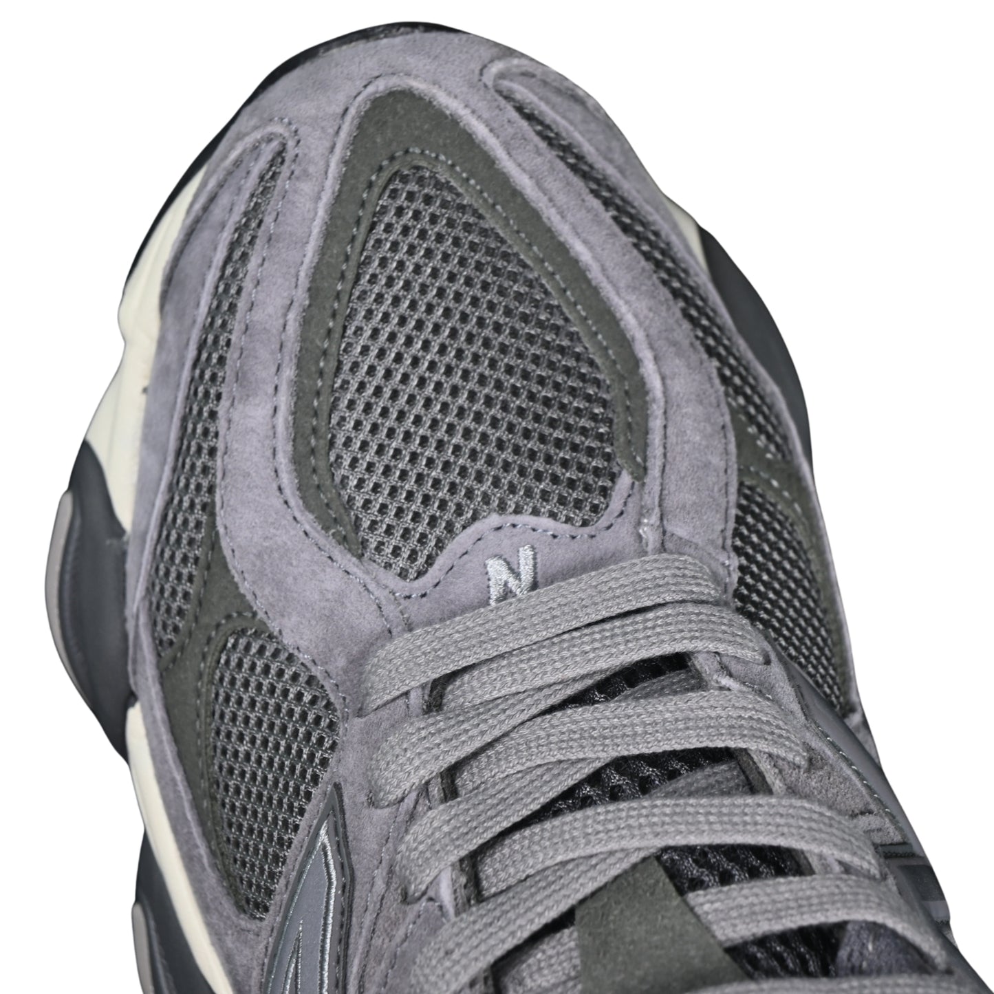 Tênis NB 9060 Camurça Jfg inside Cinza com cinza