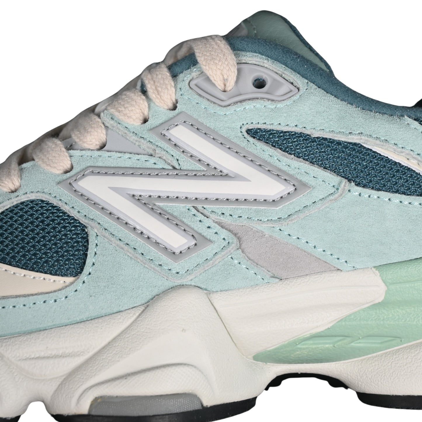 Tênis NB 9060 Camurça Verde claro com Verde escuro