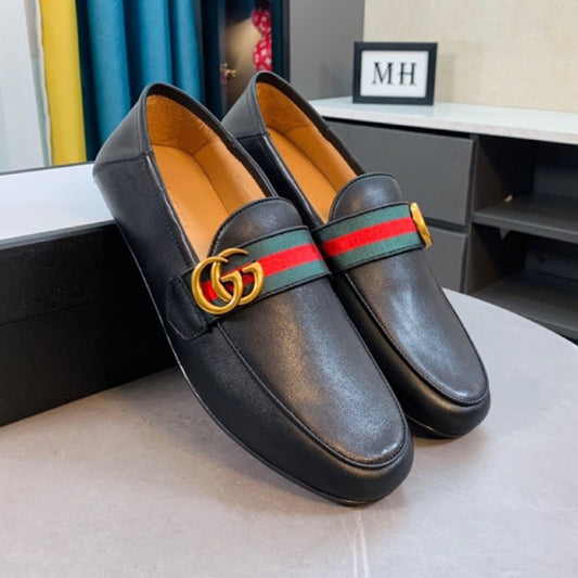Mocassim GG Preto Couro Faixa e Logo GG