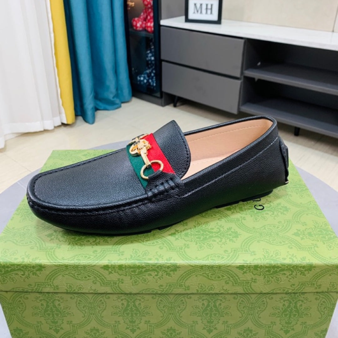 Mocassim GG Preto Couro com faixa e horsebit