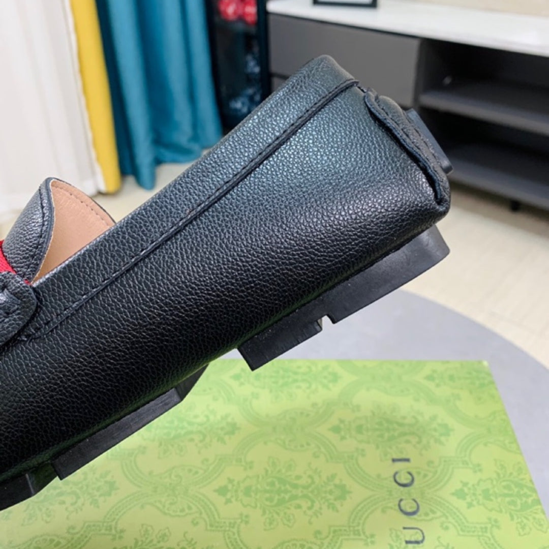 Mocassim GG Preto Couro com faixa e horsebit